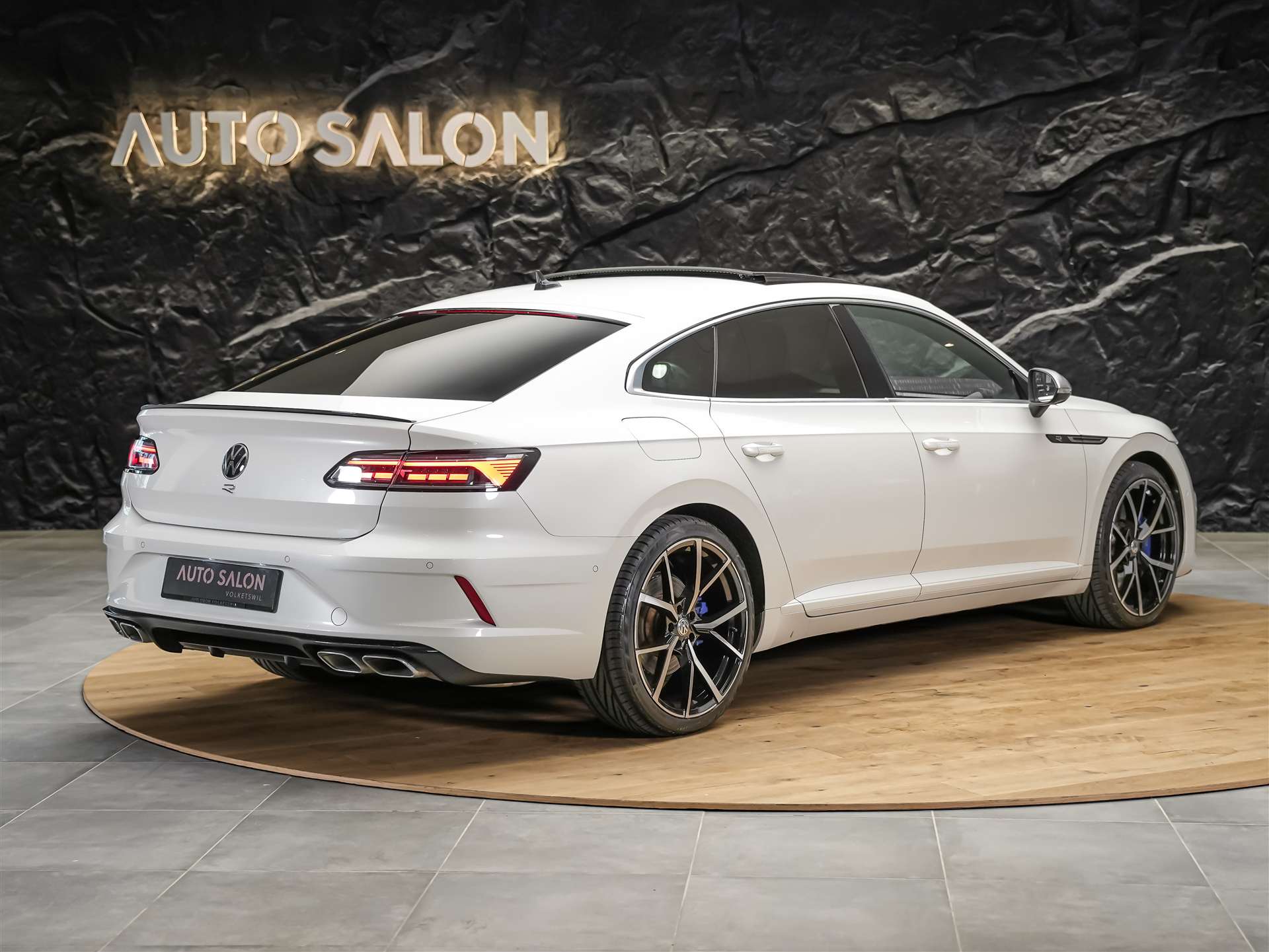 VW Arteon 2.0 TSI R 4Motion DSG *Head Up Display*Nappa Leder*Abstandsregler* Panorama*-image-5