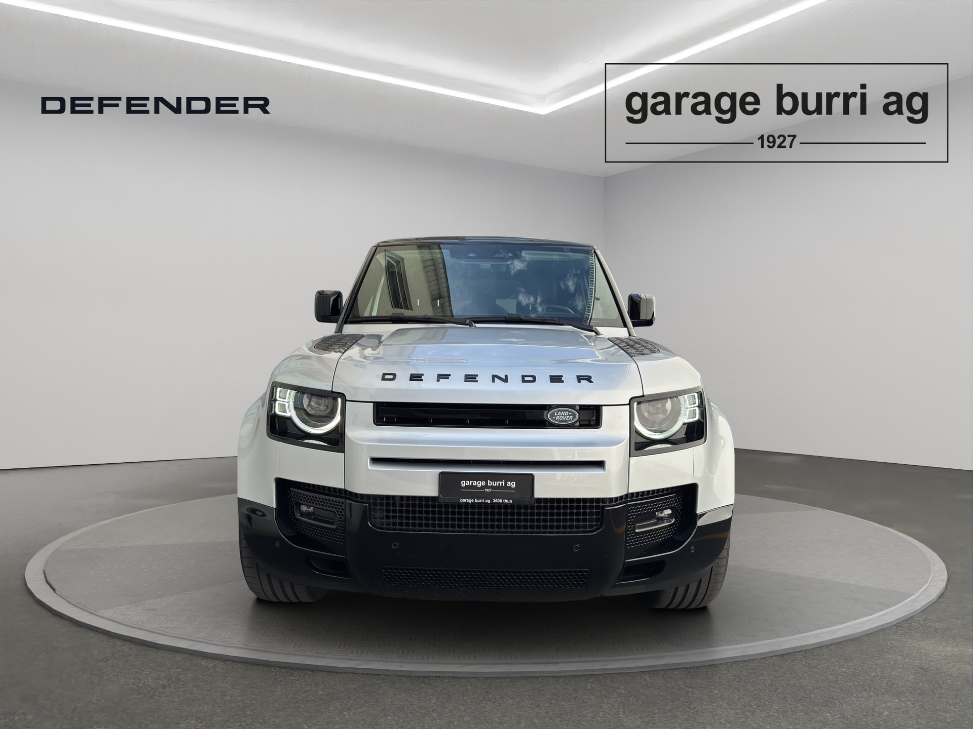 LAND ROVER Defender 110 2.0 SD4 240 First Edition-showroom-element-3
