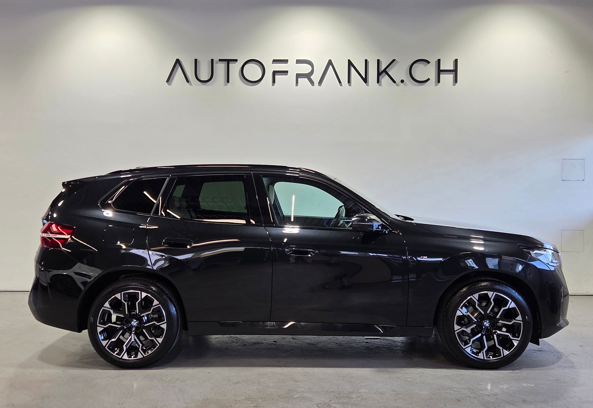 BMW X3 40d xDrive-showroom-element-1