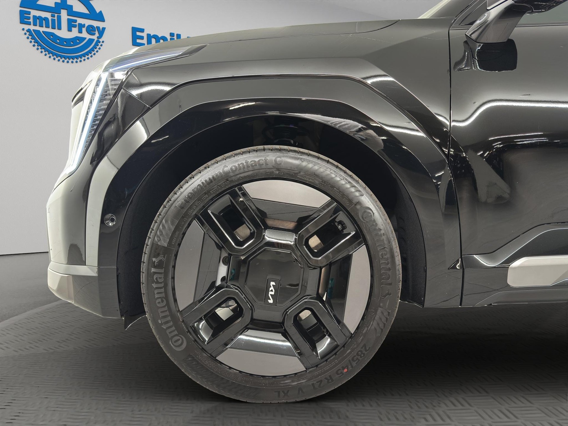 KIA EV9 99.8 kWh GT-Line 4x4-showroom-element-3