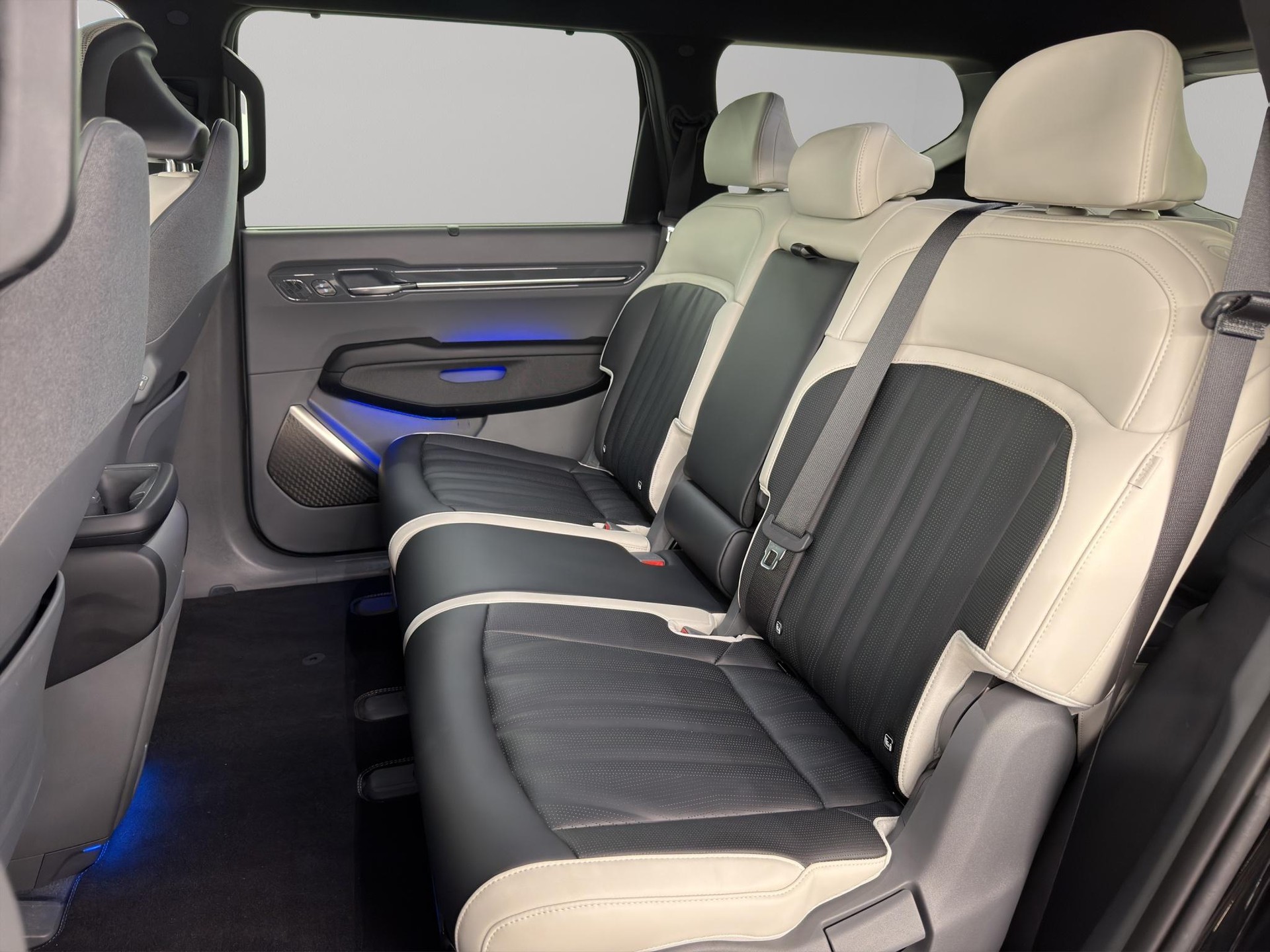 KIA EV9 99.8 kWh GT-Line 4x4-image-10