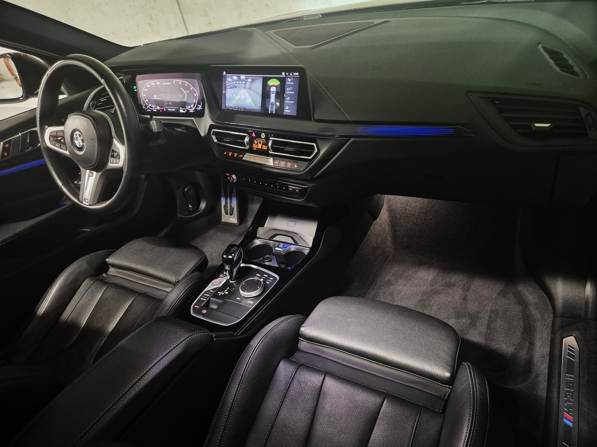 BMW M135i xDrive Steptronic-image-12