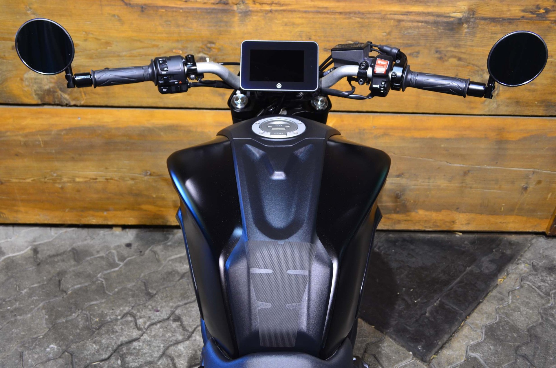 YAMAHA MT-07 ABS-image-2