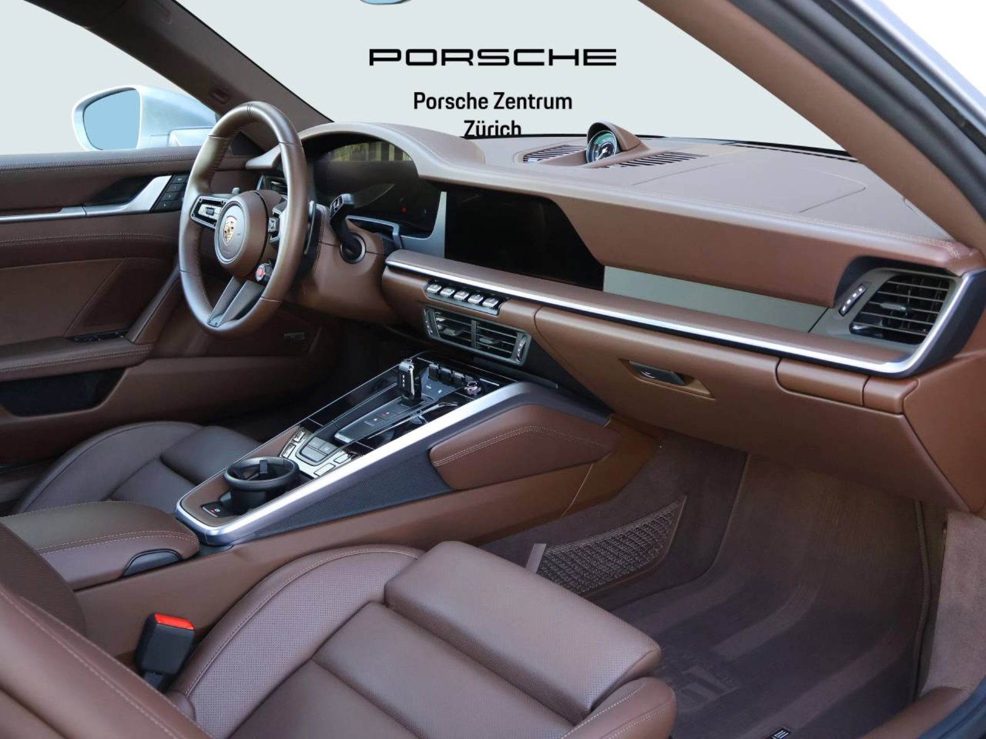 PORSCHE 911 Carrera S-image-11