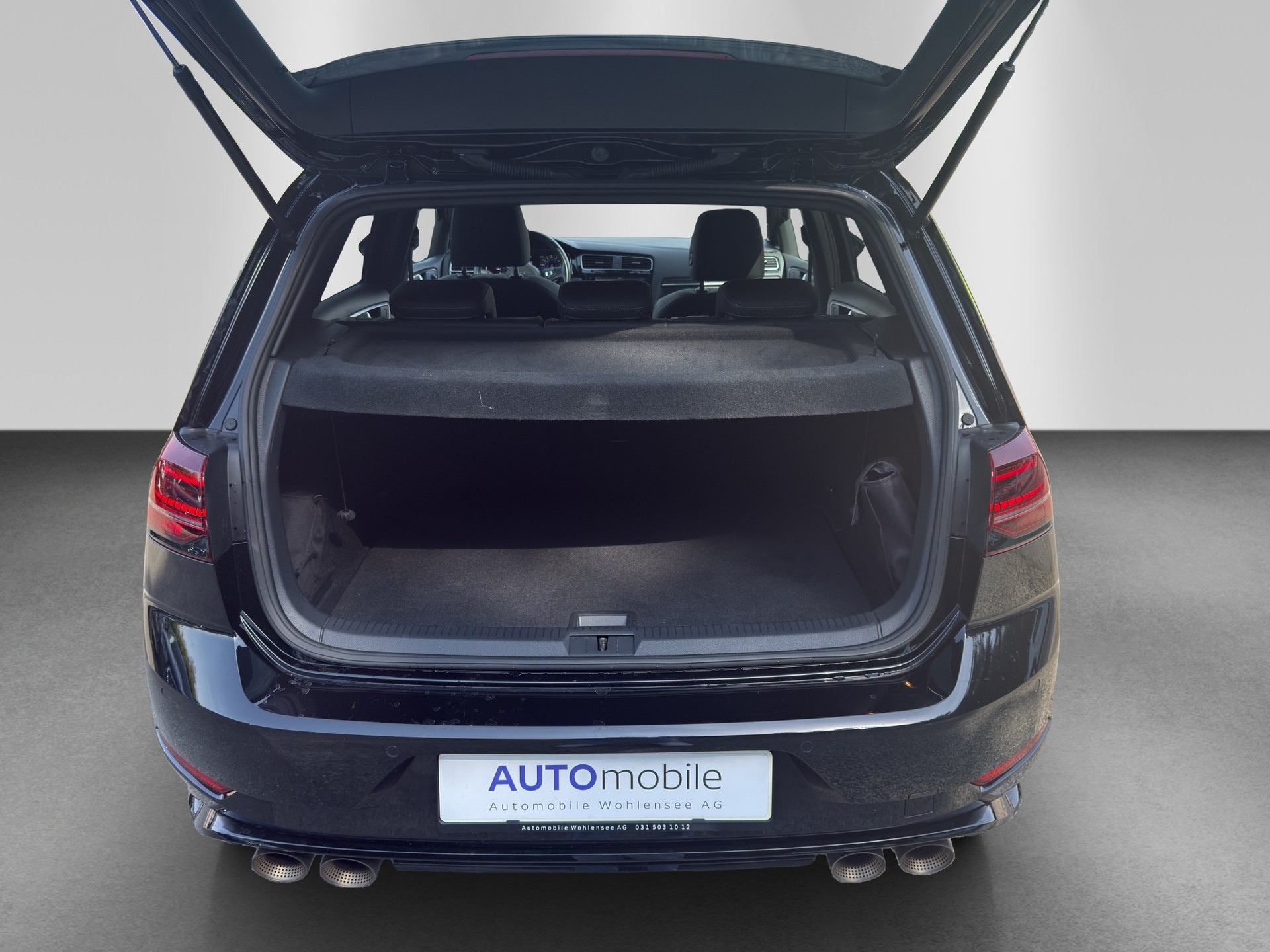 VW Golf 2.0 TSI R 4Motion DSG-image-16
