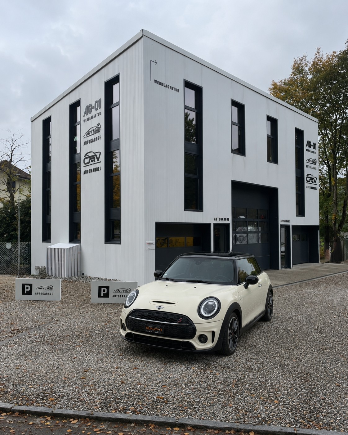 MINI Clubman Cooper S ALL4 Steptronic Trafalgar-image-1