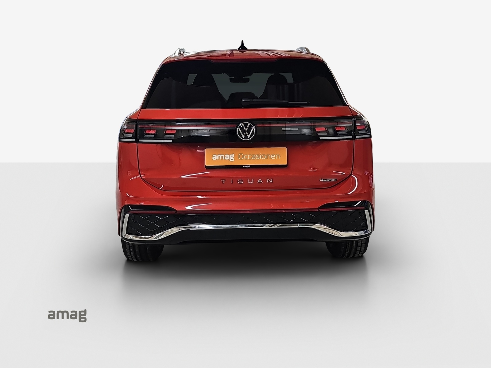 VW Tiguan 2.0 TSI DSG R-Line 4Motion-showroom-element-3