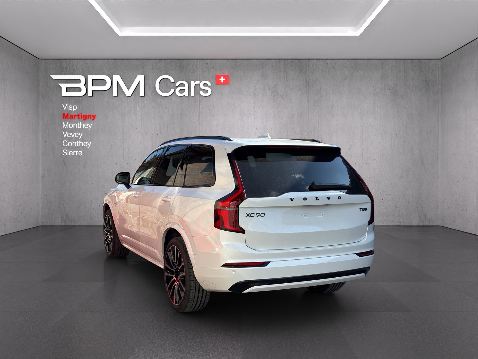 VOLVO XC90 T8 eAWD PluginHybrid Black Edition Geartronic-showroom-element-1