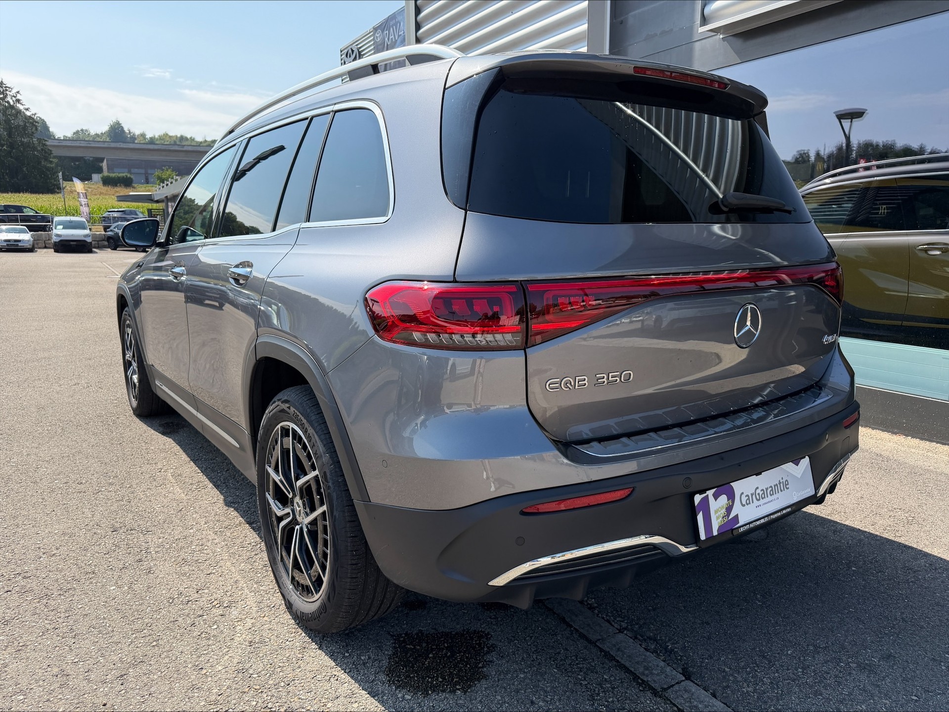 MERCEDES-BENZ EQB 350 AMG Line 4Matic-image-10