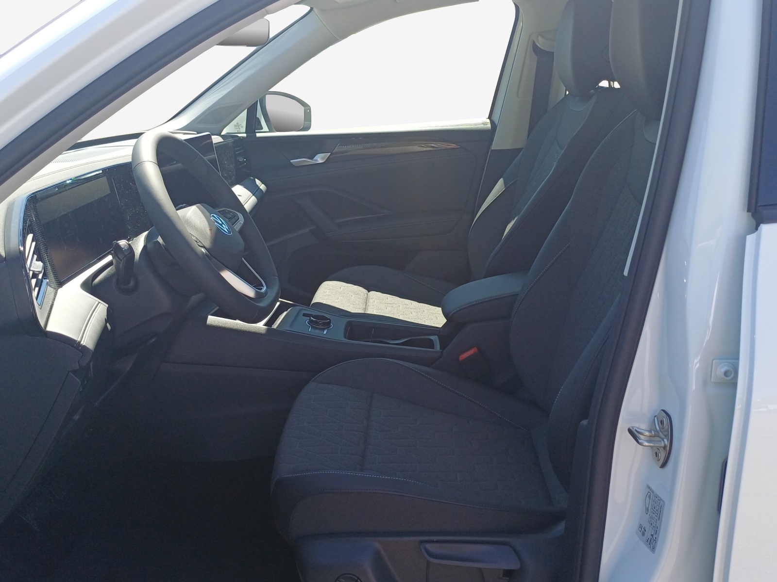 VW VW Tiguan Life 2.0TDI 150PS-image-7