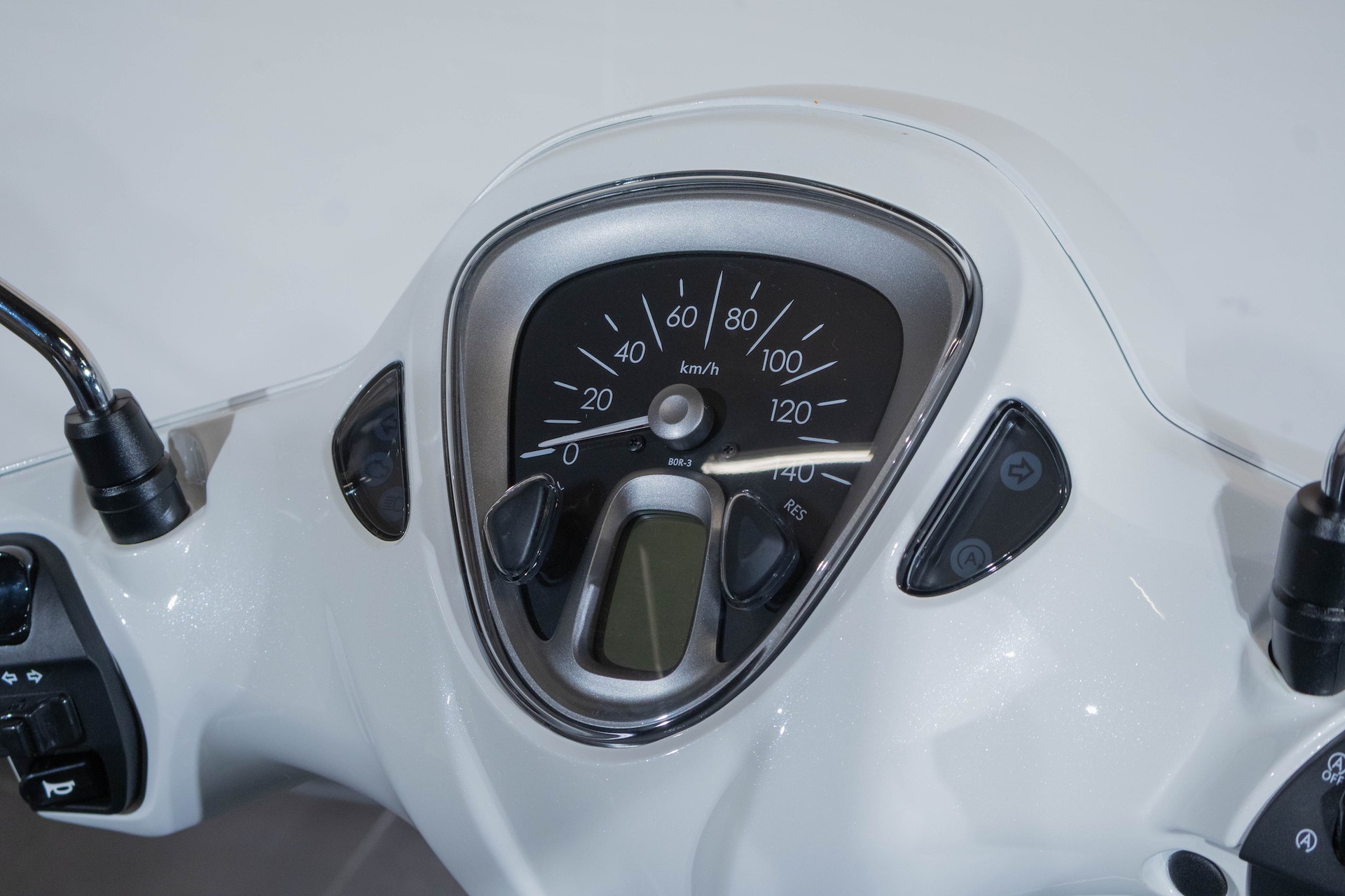 YAMAHA D'elight-image-15
