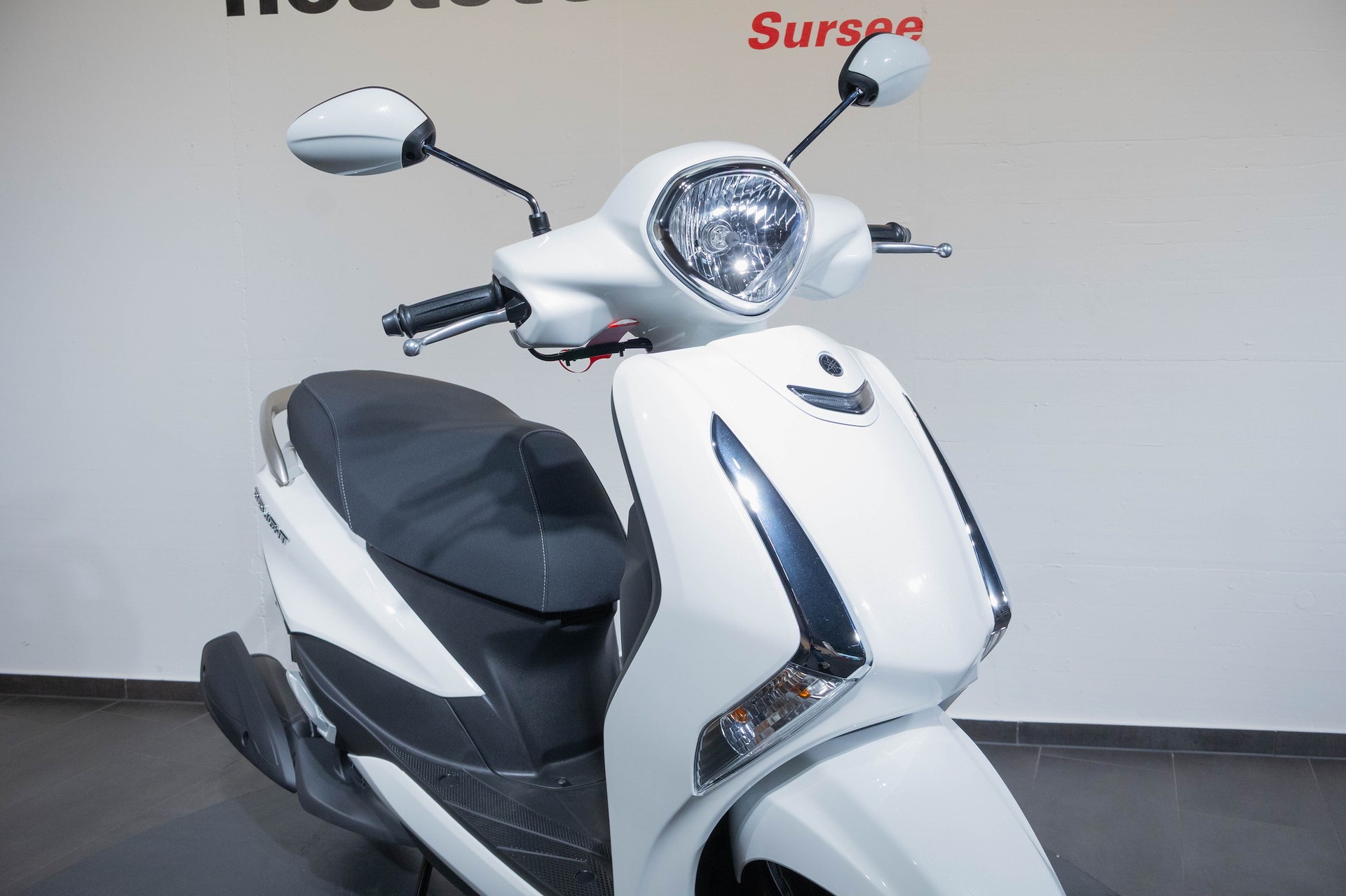 YAMAHA D'elight-image-9