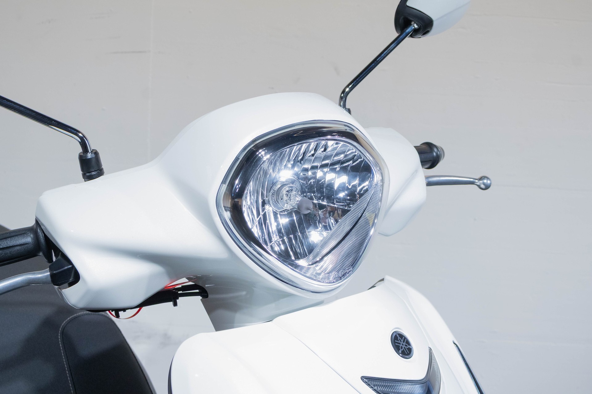 YAMAHA D'elight-image-10