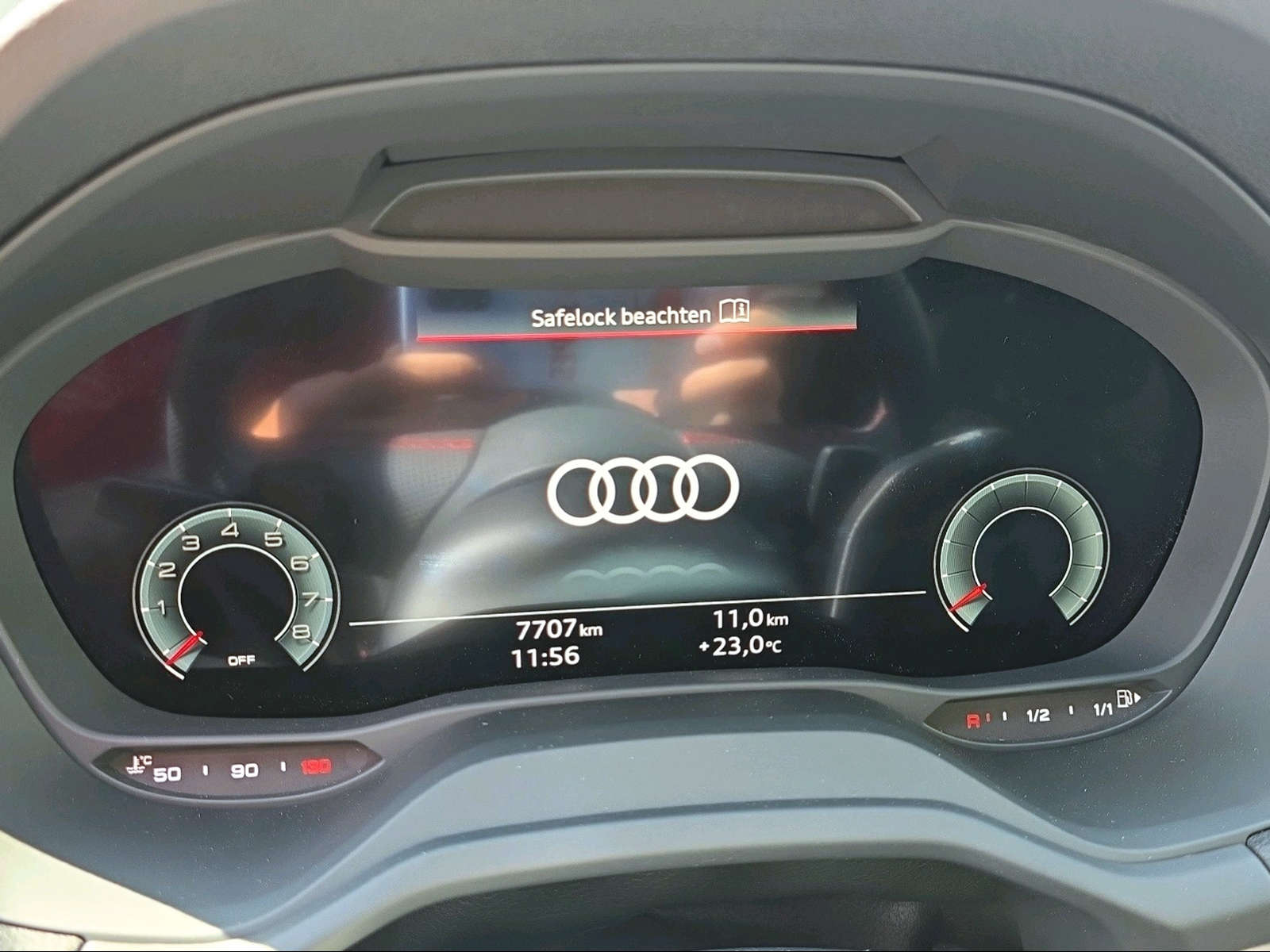 AUDI Q2 40 TFSI S line Attraction quattro S-tronic-image-12