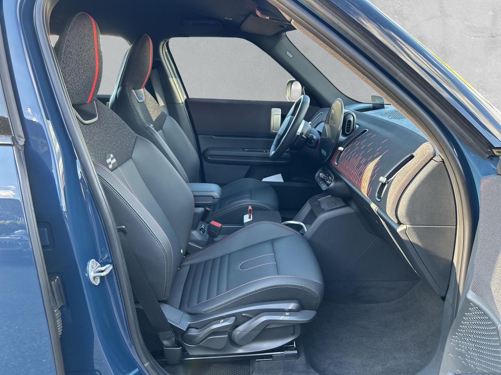 MINI Countryman C JCW Trim U25 1.5i (CH)-image-12