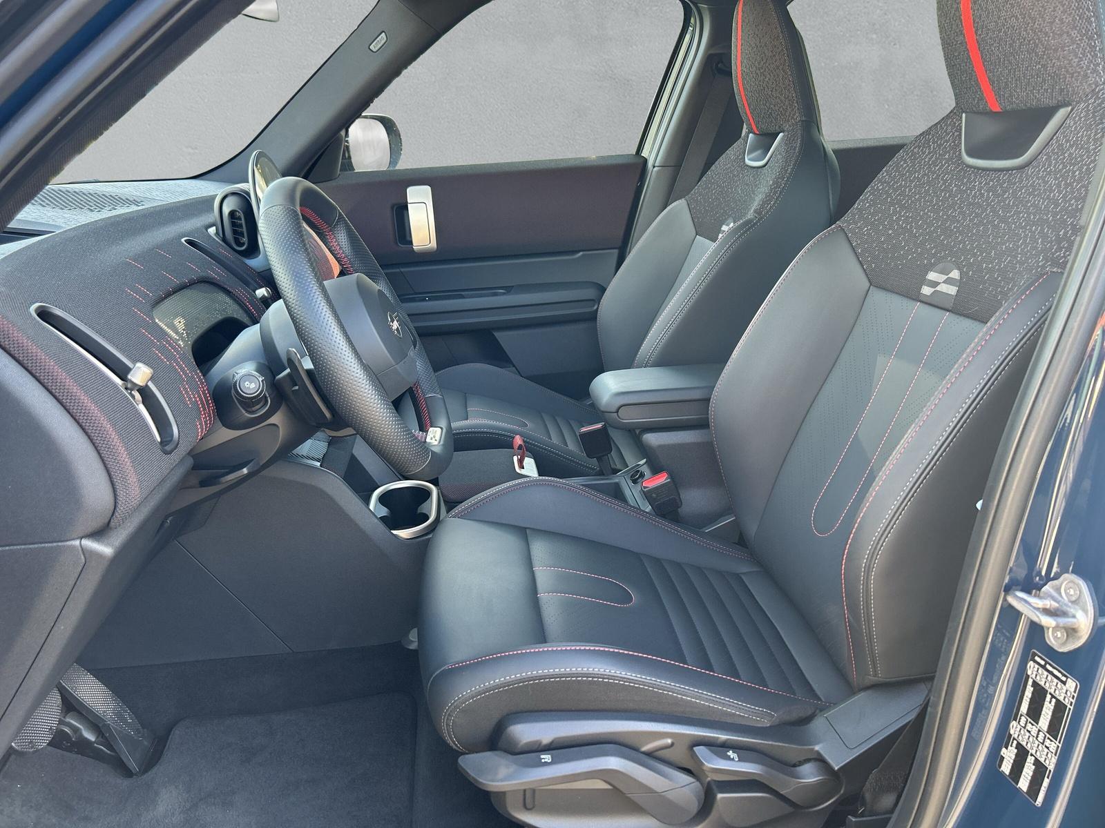 MINI Countryman C JCW Trim U25 1.5i (CH)-image-11