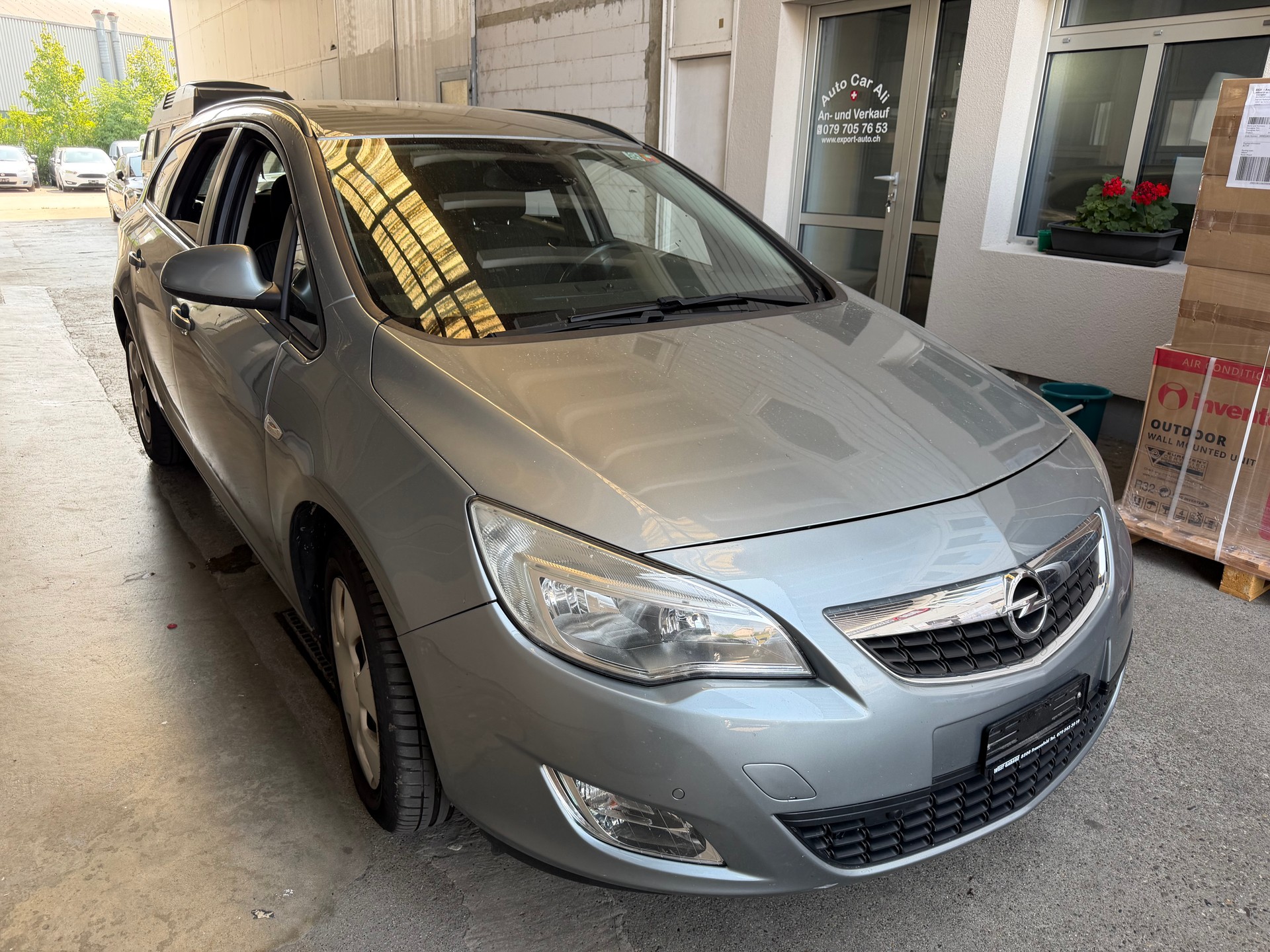 OPEL Astra SportsTourer 2.0 CDTi Enjoy Automatic-image-1