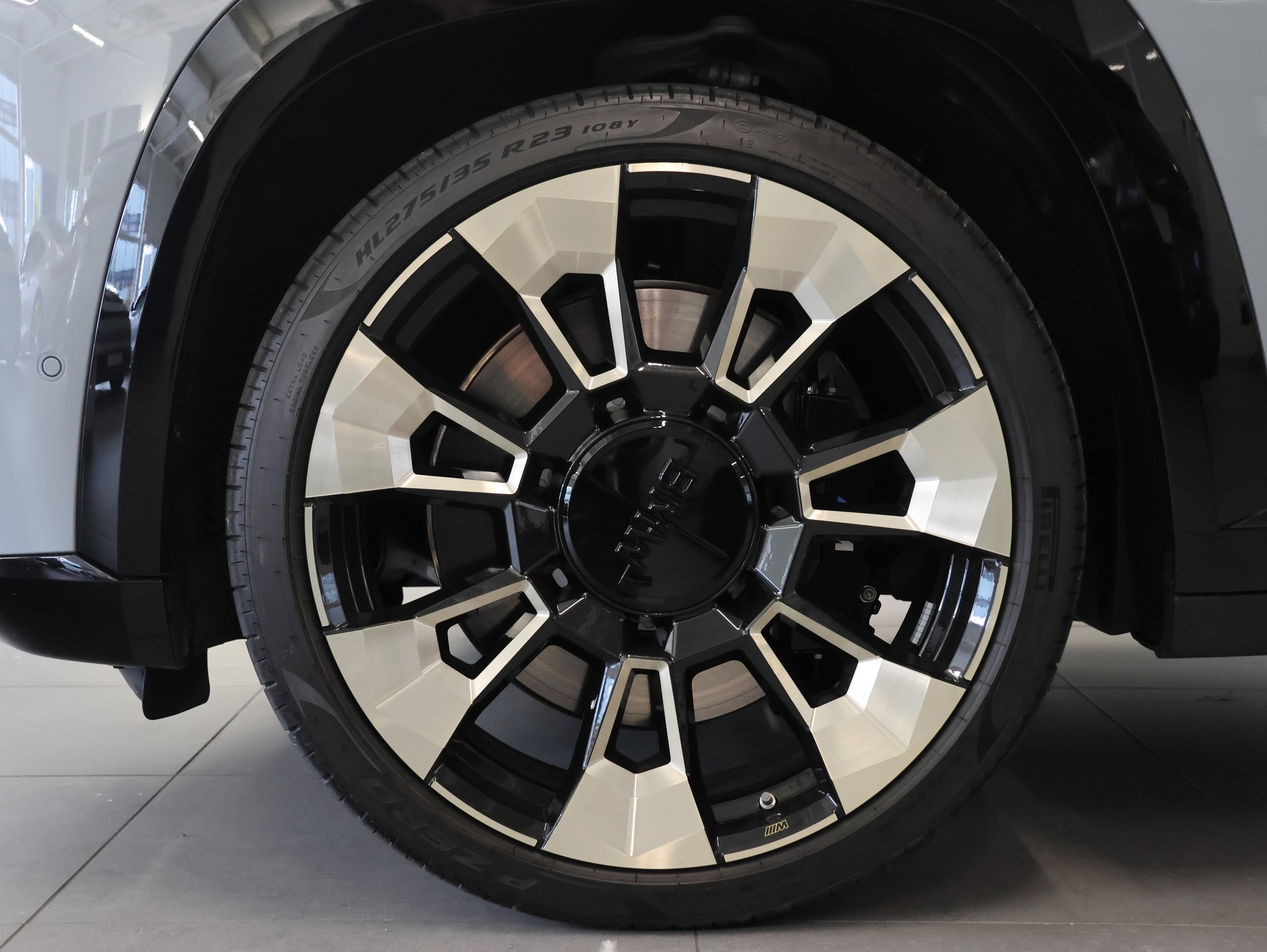 BMW XM xDrive PHEV Steptronic Label *Panoramadach* *360 Kamera* *Bowers & Wilkins*-image-10