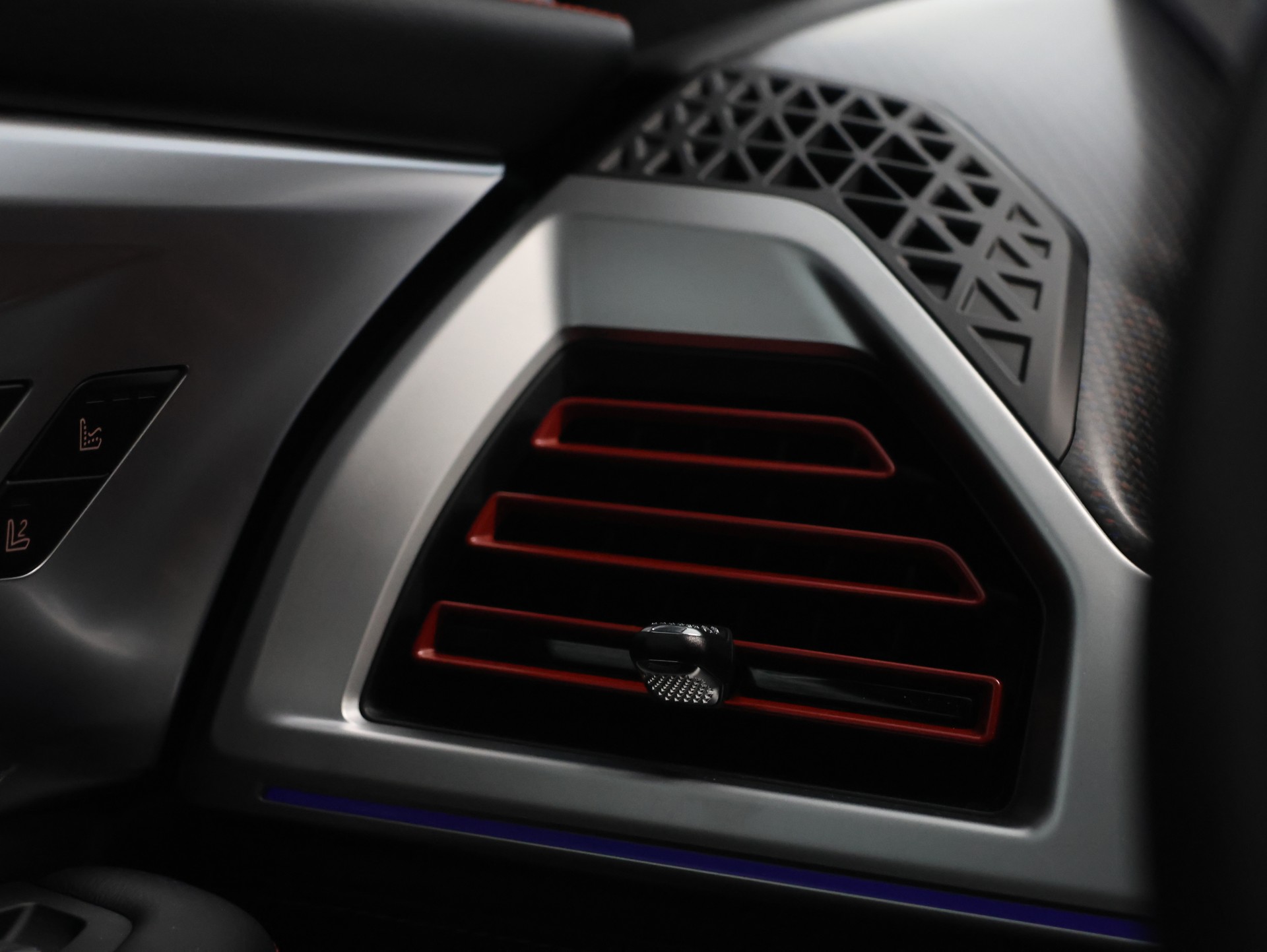 BMW XM xDrive PHEV Steptronic Label *Panoramadach* *360 Kamera* *Bowers & Wilkins*-image-39