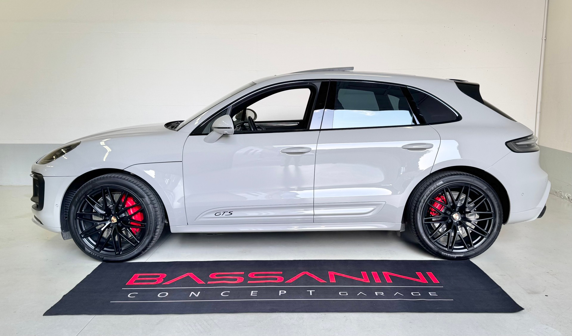 PORSCHE Macan GTS PDK##AutoCH🇨🇭