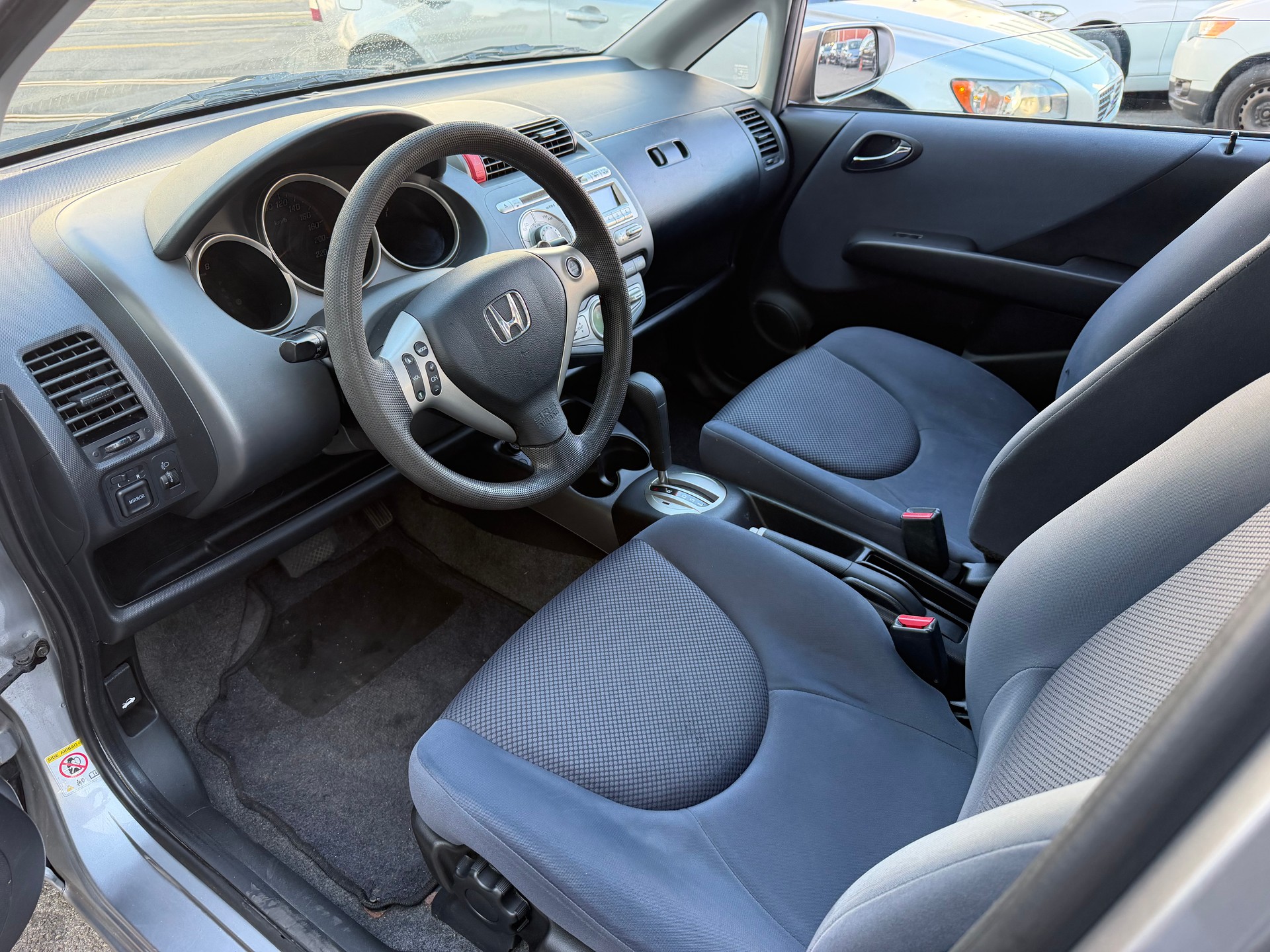 HONDA Jazz 1.4i LS-image-9