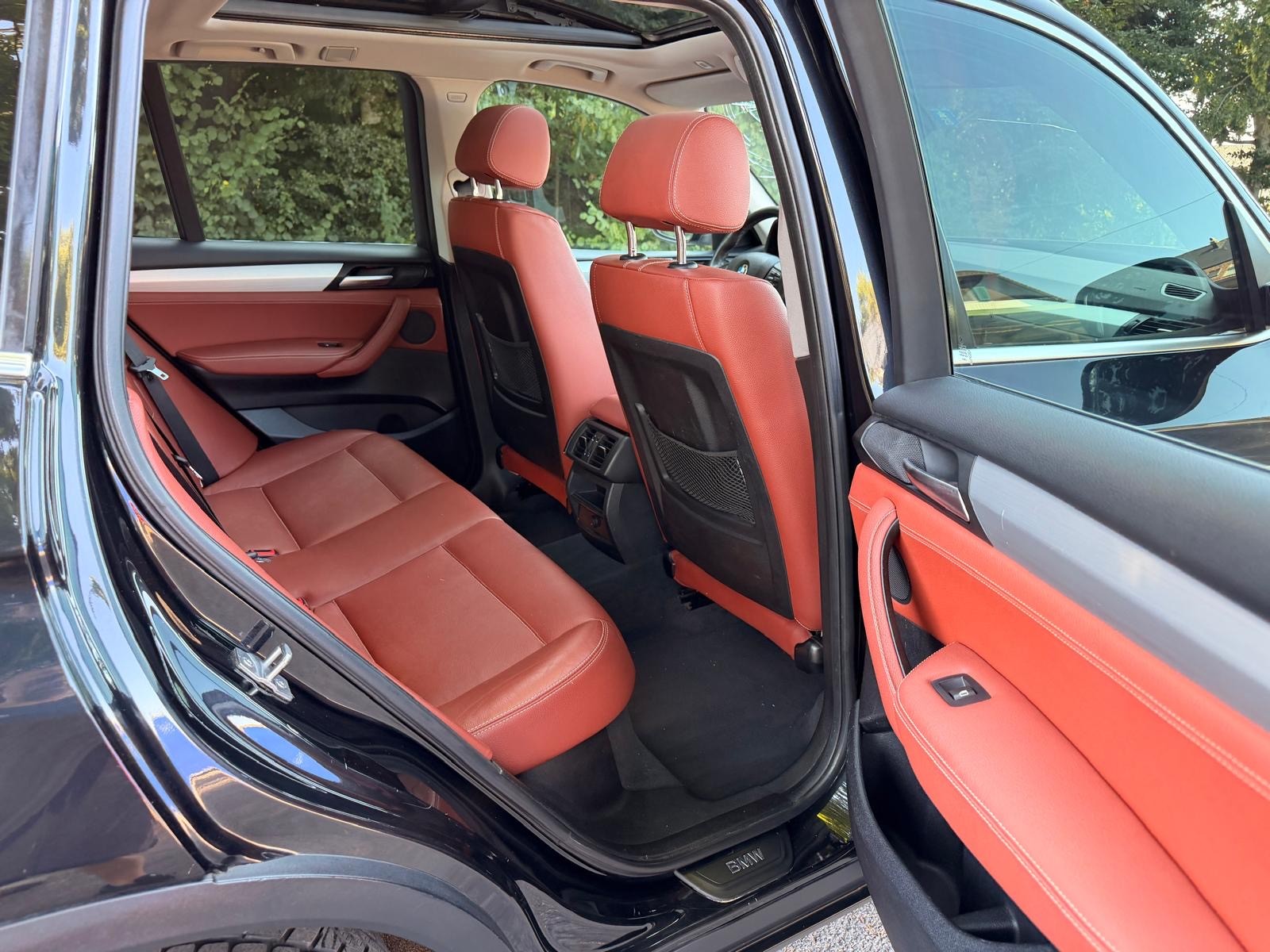 BMW X3 xDrive 35i Steptronic-image-11