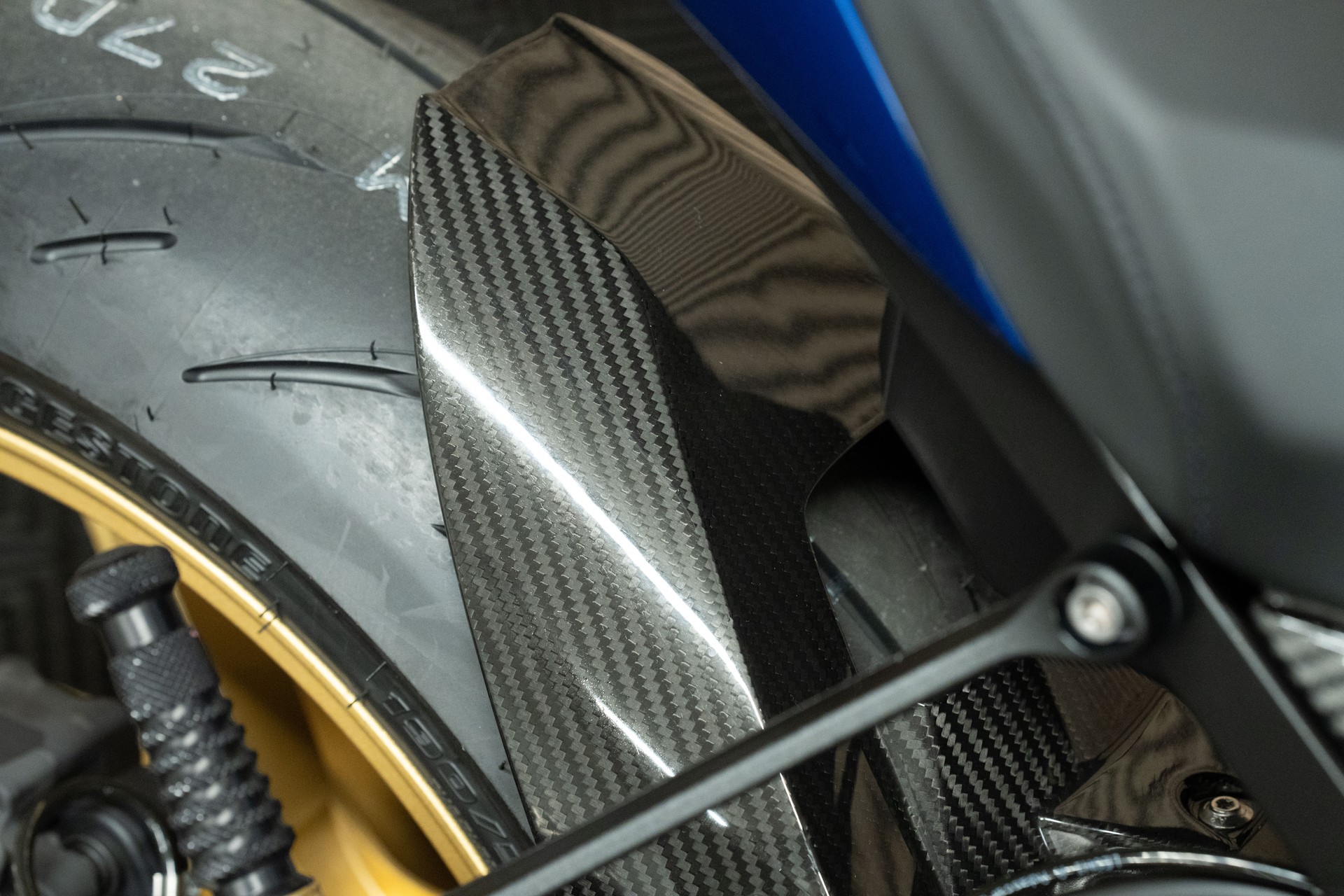 BMW S 1000 R-image-10