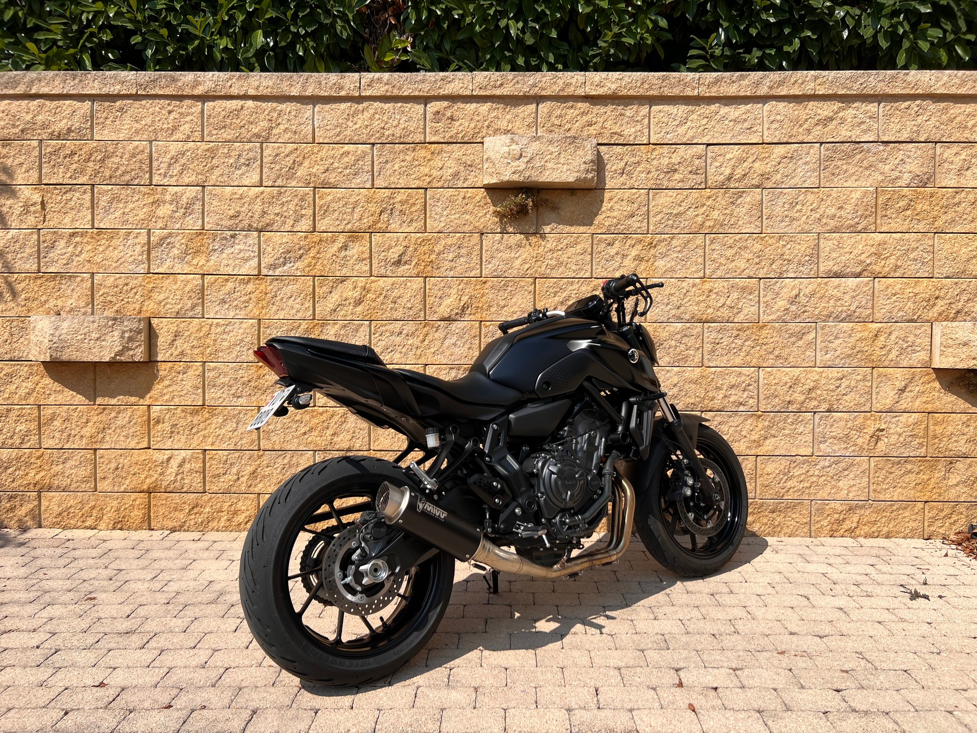 YAMAHA MT-07-image-2