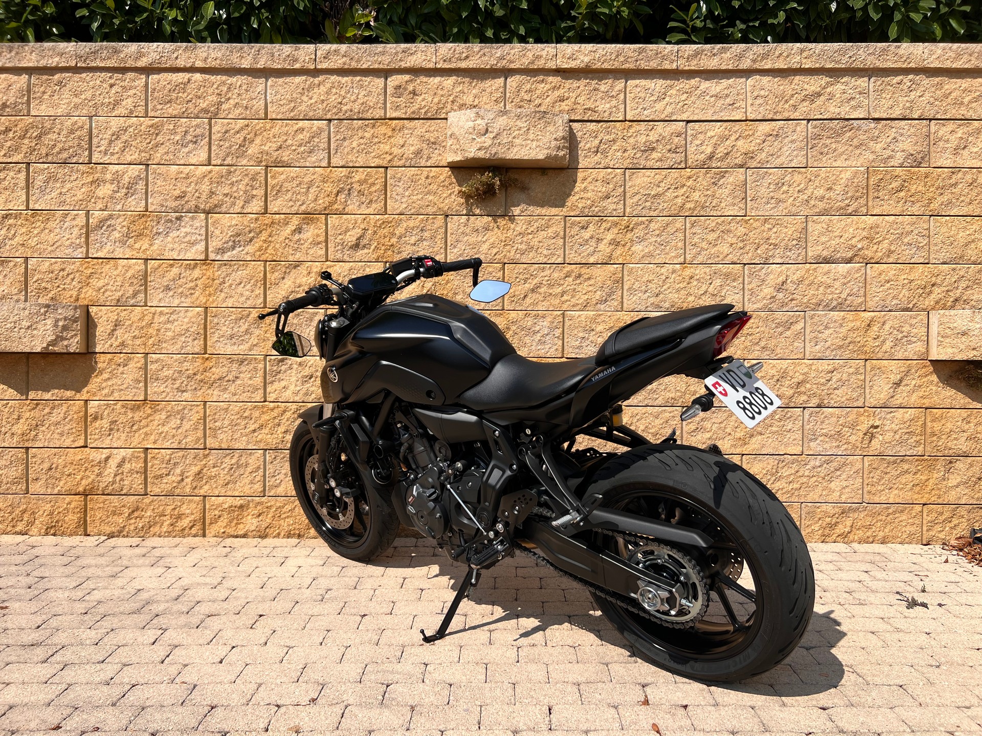 YAMAHA MT-07-image-3