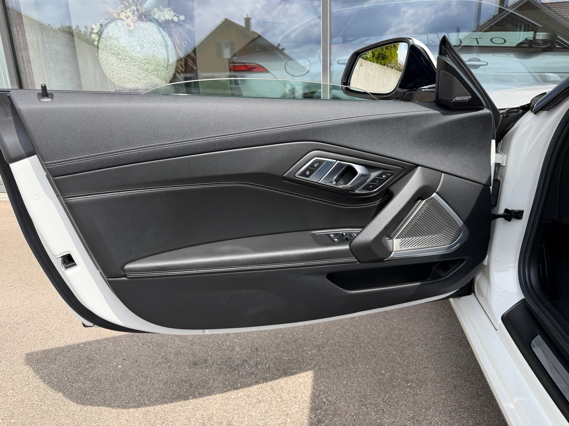 BMW Z4 sDrive 30i Sport Line Steptronic-image-14
