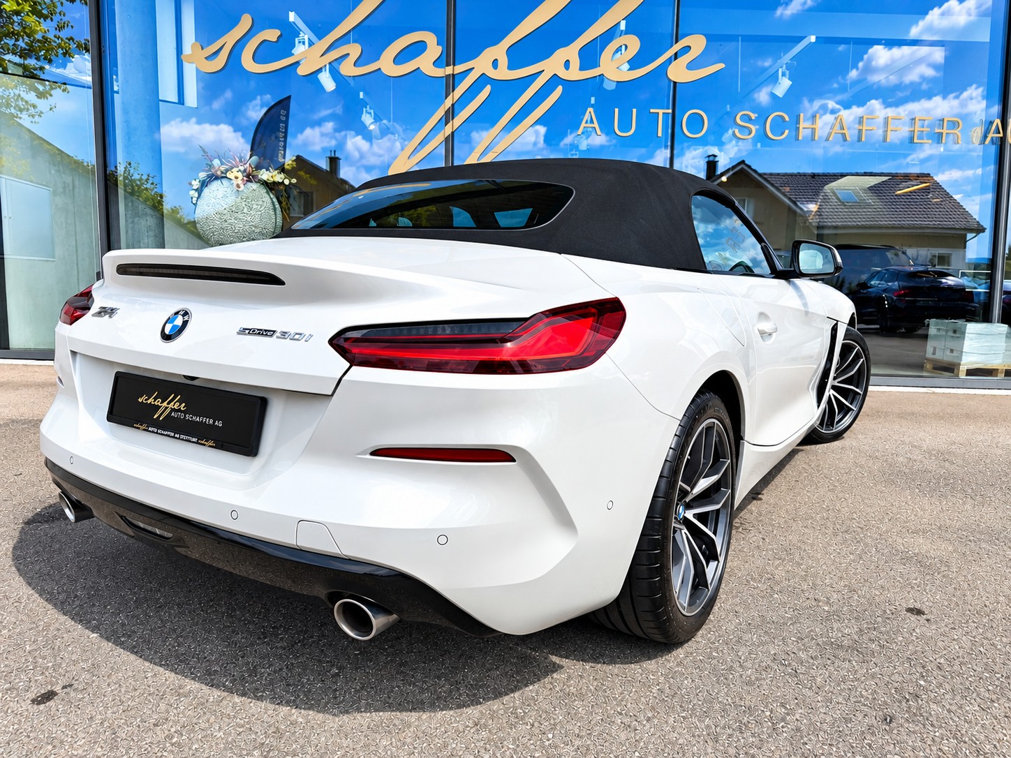 BMW Z4 sDrive 30i Sport Line Steptronic-image-9