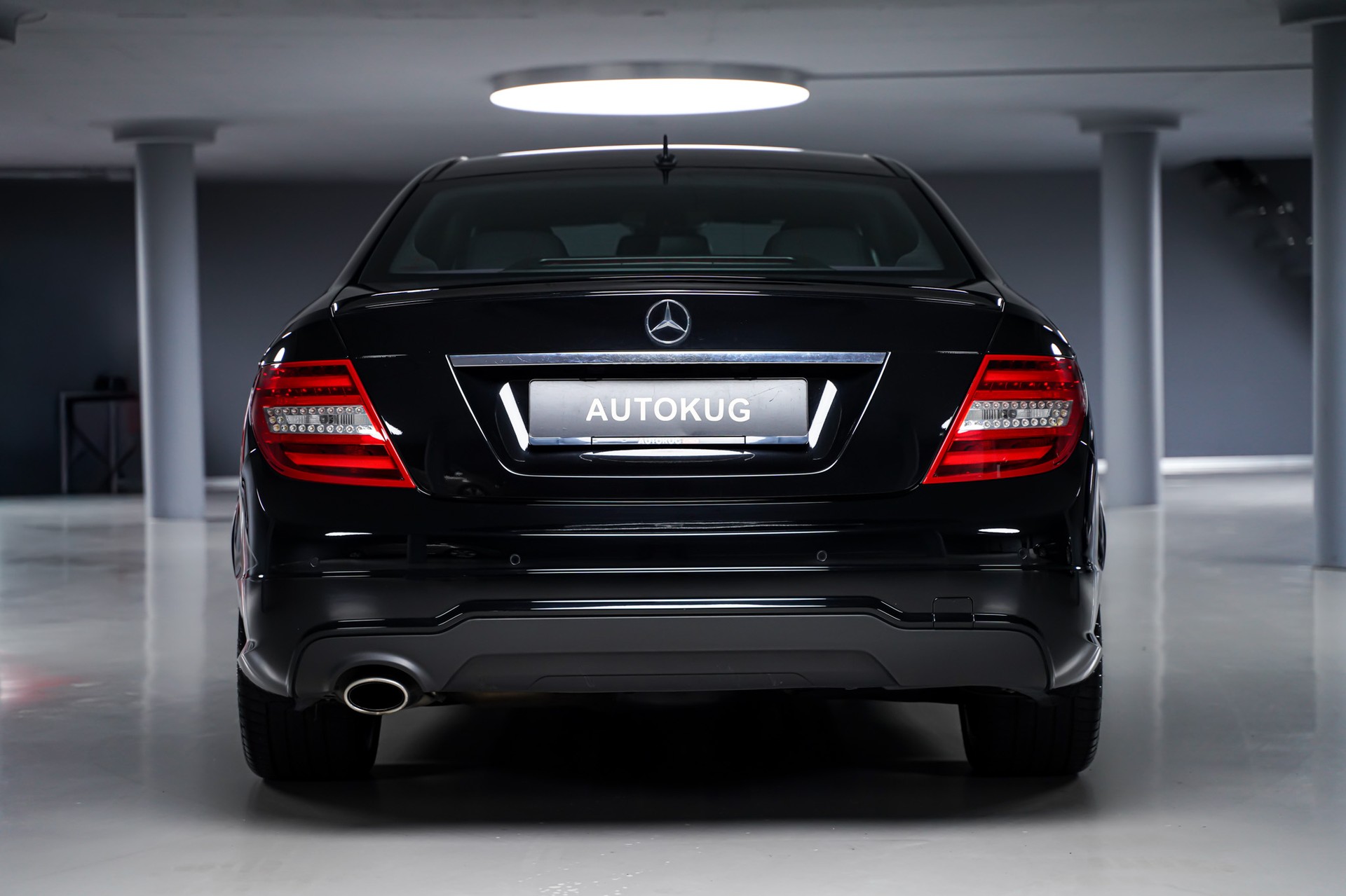 MERCEDES-BENZ C 180 Coupé AMG Line 7G-Tronic-image-5