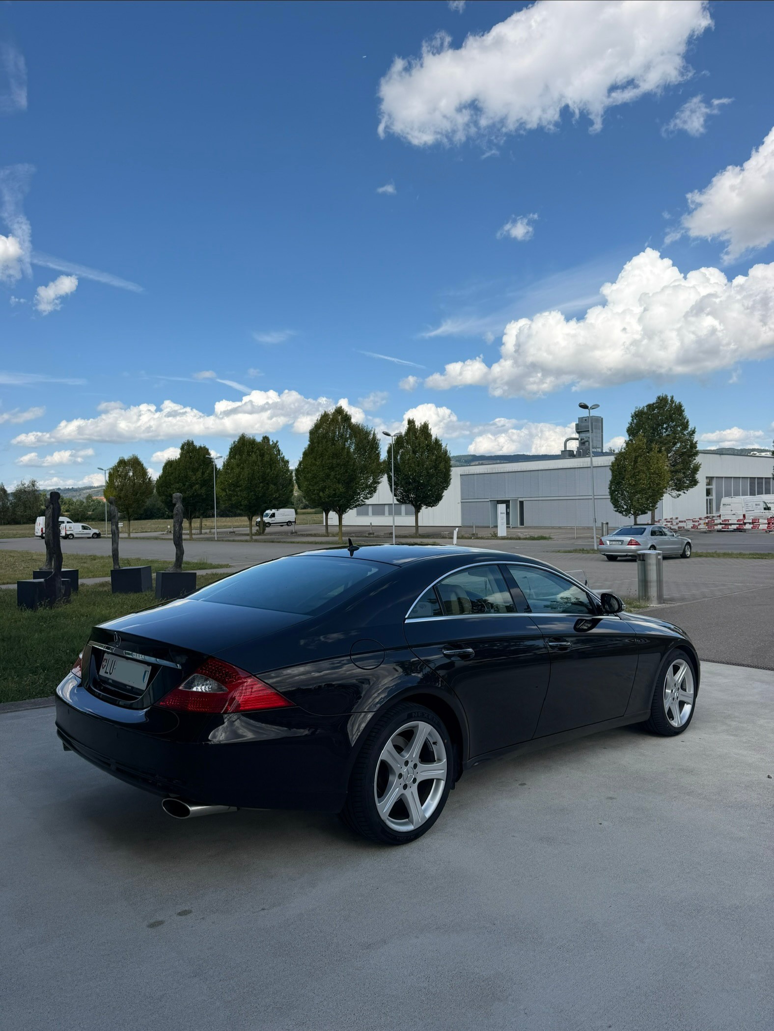 MERCEDES-BENZ CLS 500 V8-image-2