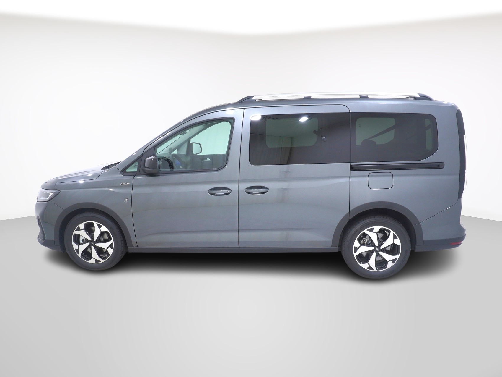 FORD Grand Tourneo Connect 2.0 EcoBlue Active 4x4-showroom-element-1