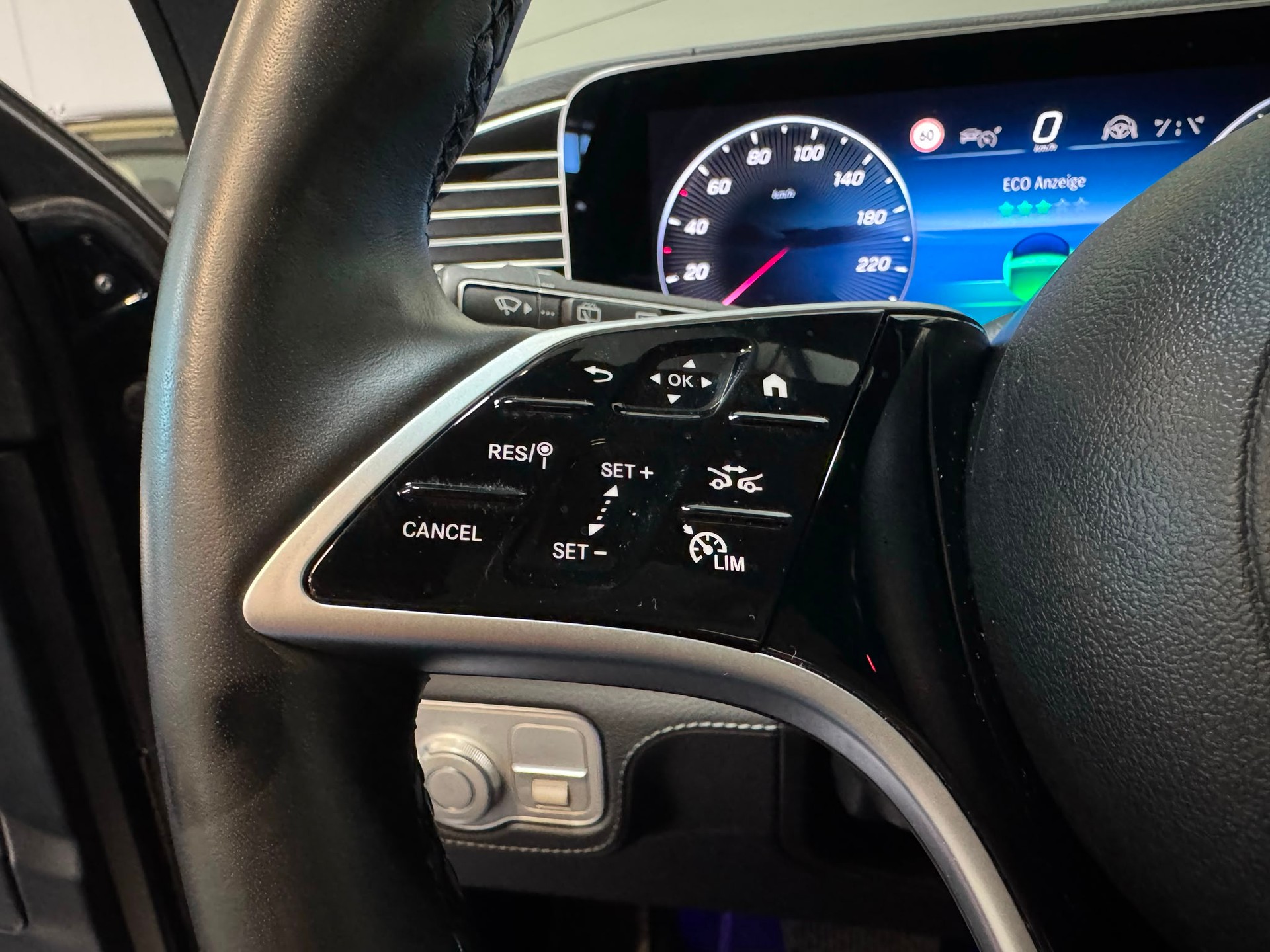 MERCEDES-BENZ GLE 450 4matic-image-13