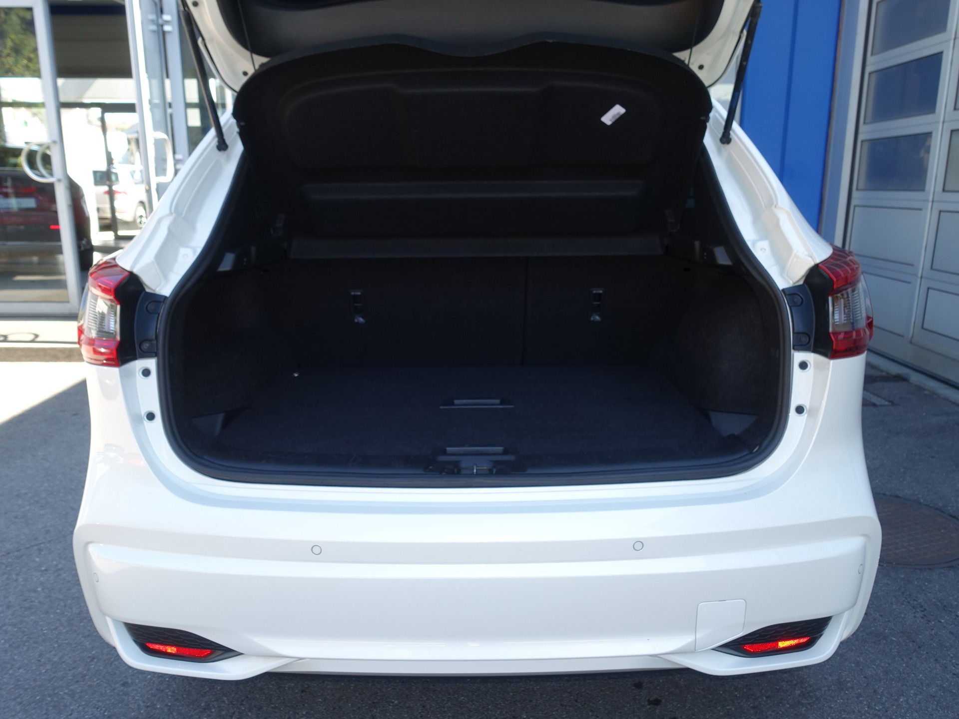NISSAN Qashqai 1.7 dCi tekna Xtronic ALL-MODE 4x4-image-17