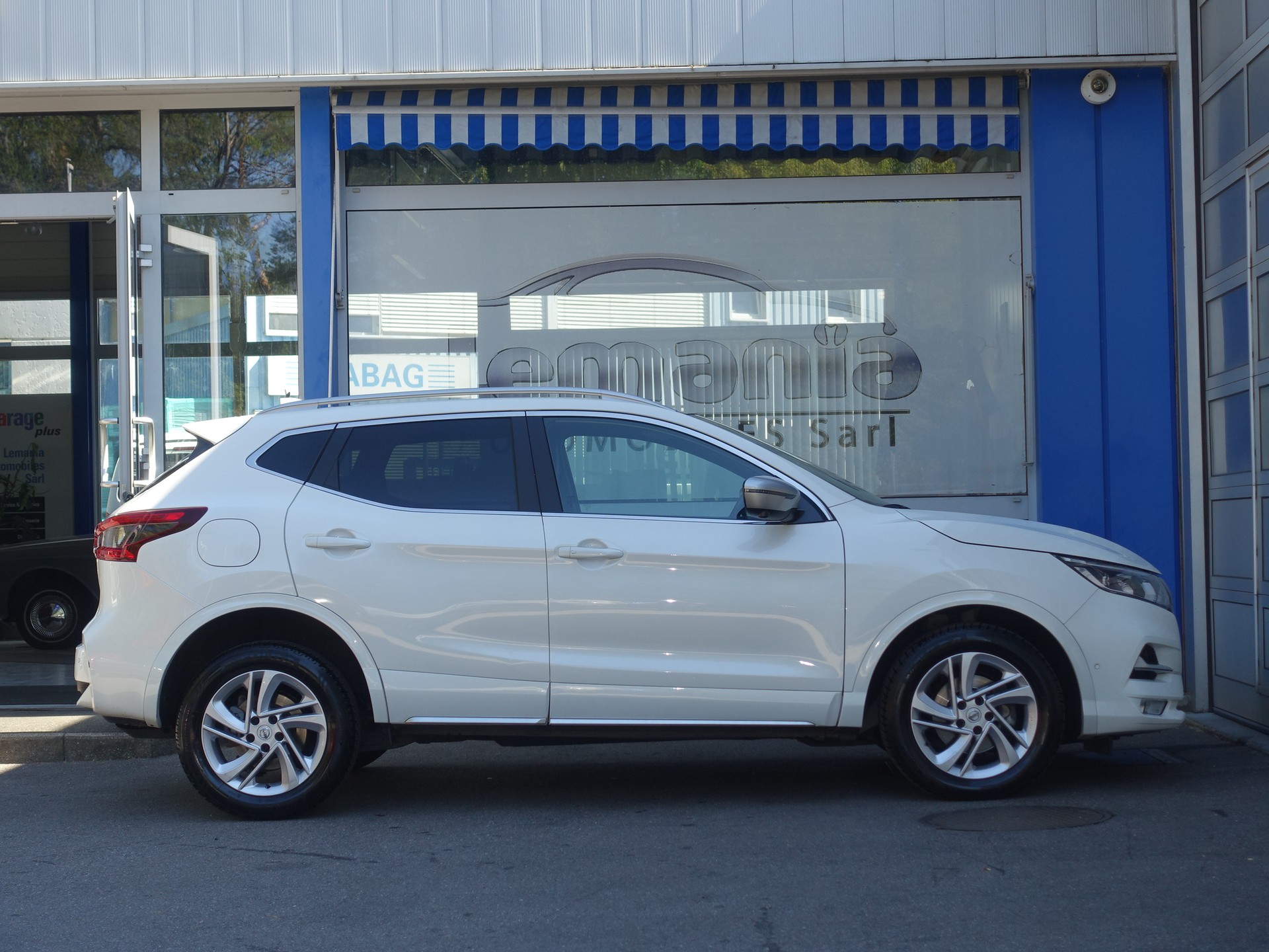 NISSAN Qashqai 1.7 dCi tekna Xtronic ALL-MODE 4x4-image-7