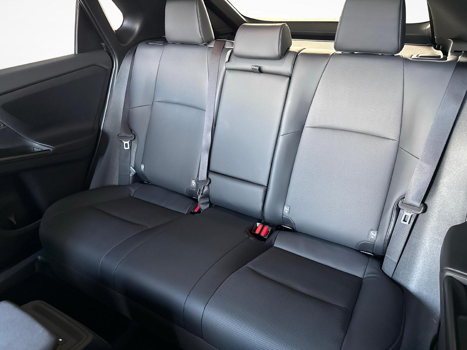TOYOTA bZ4X Premium AWD-image-10