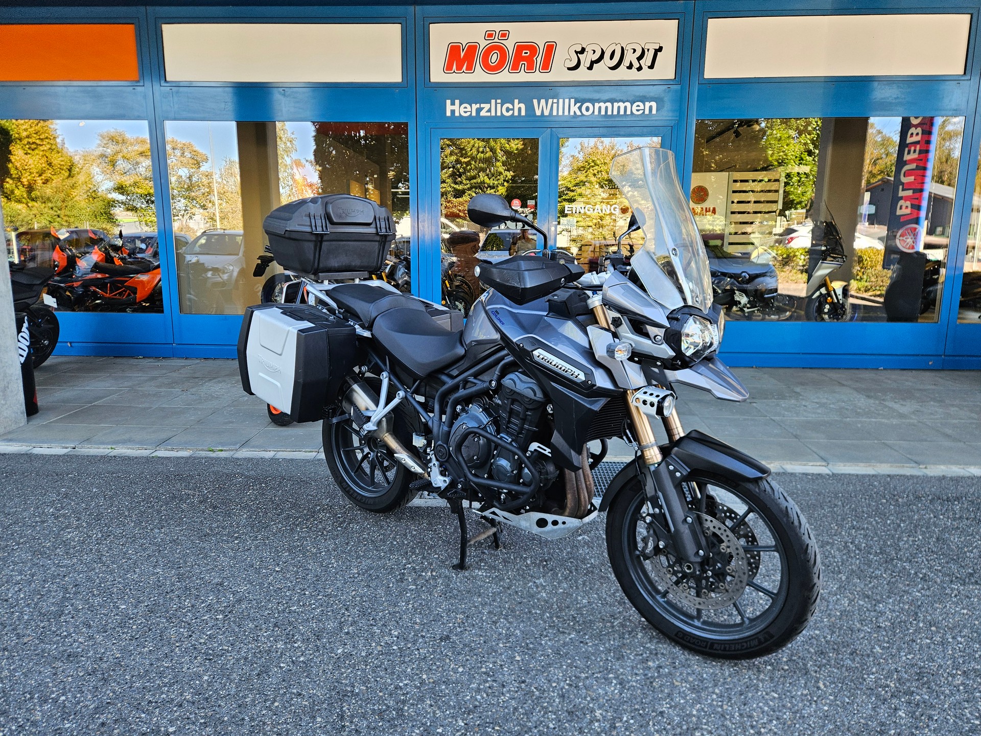 TRIUMPH Tiger 1200 Explorer ABS-image-1