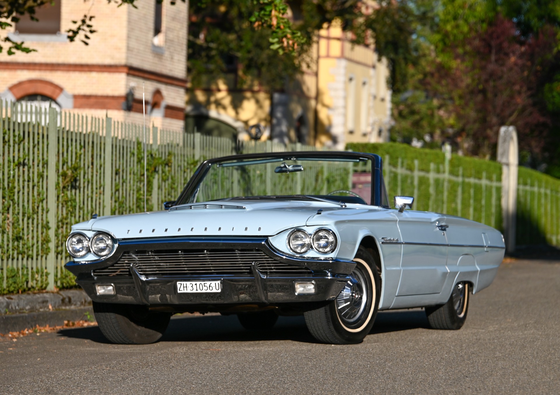 FORD Thunderbird 390