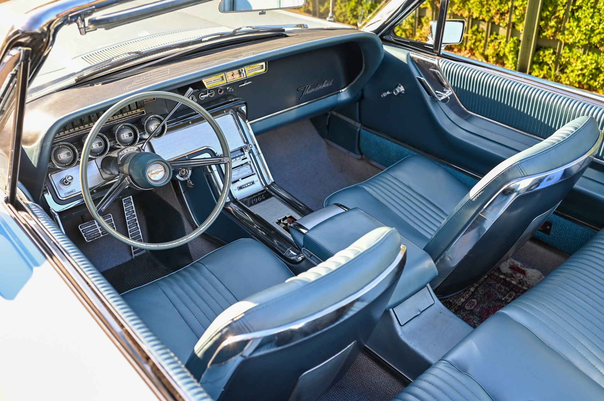 FORD Thunderbird 390-image-4