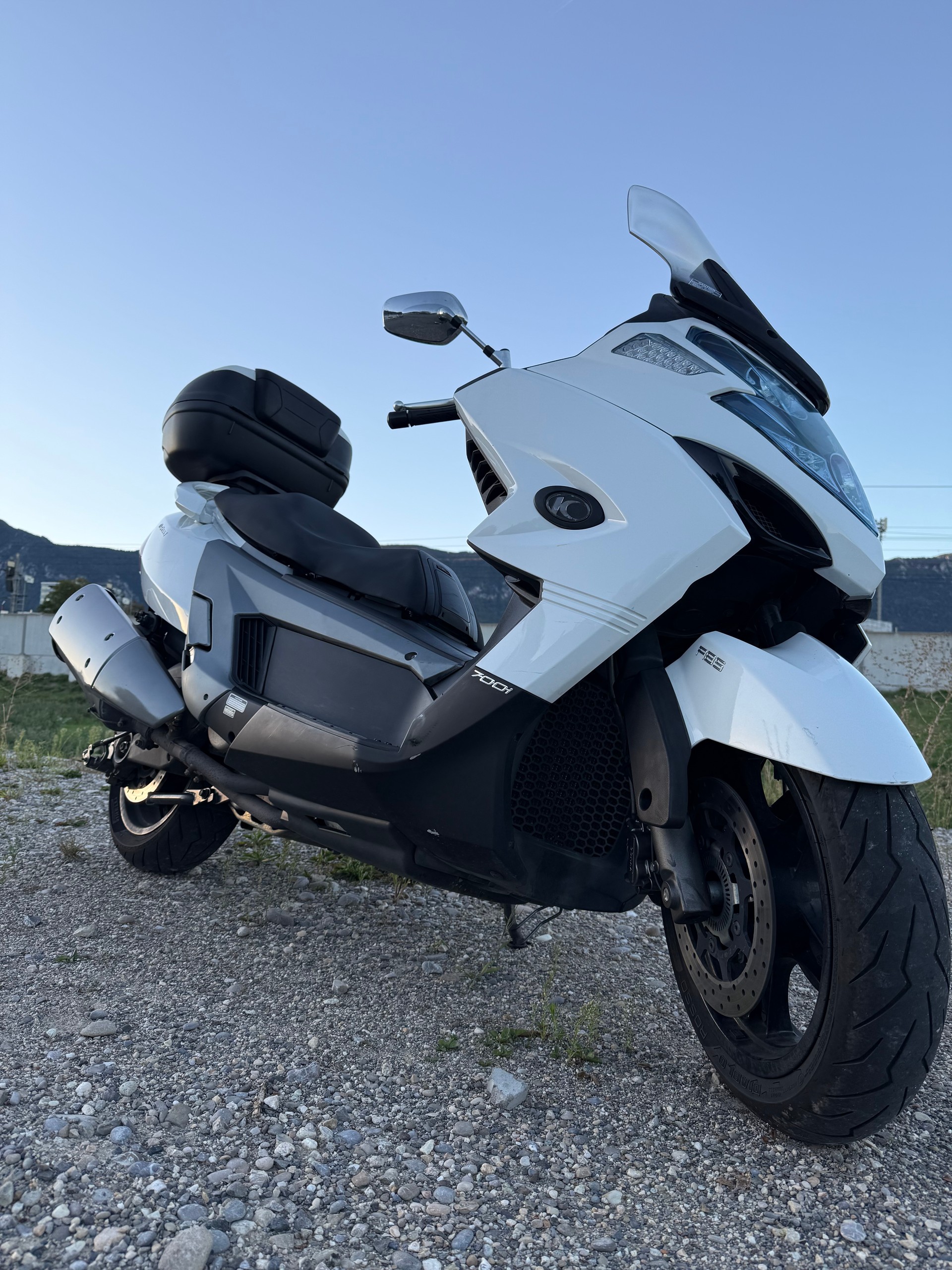 KYMCO Myroad 700 i Twin injection-image-0