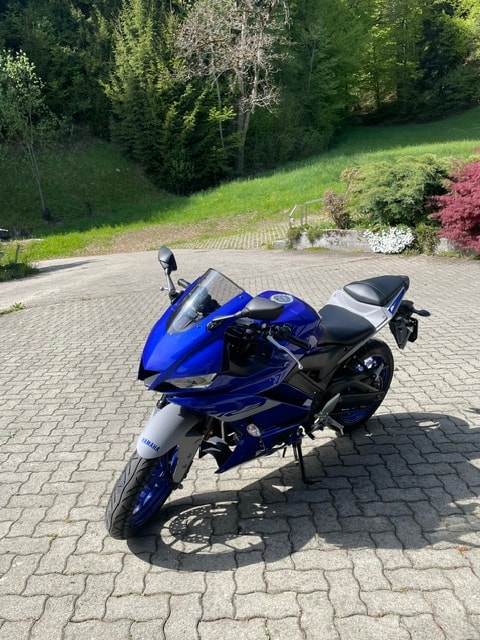 YAMAHA YZF-R3 ABS-image-1