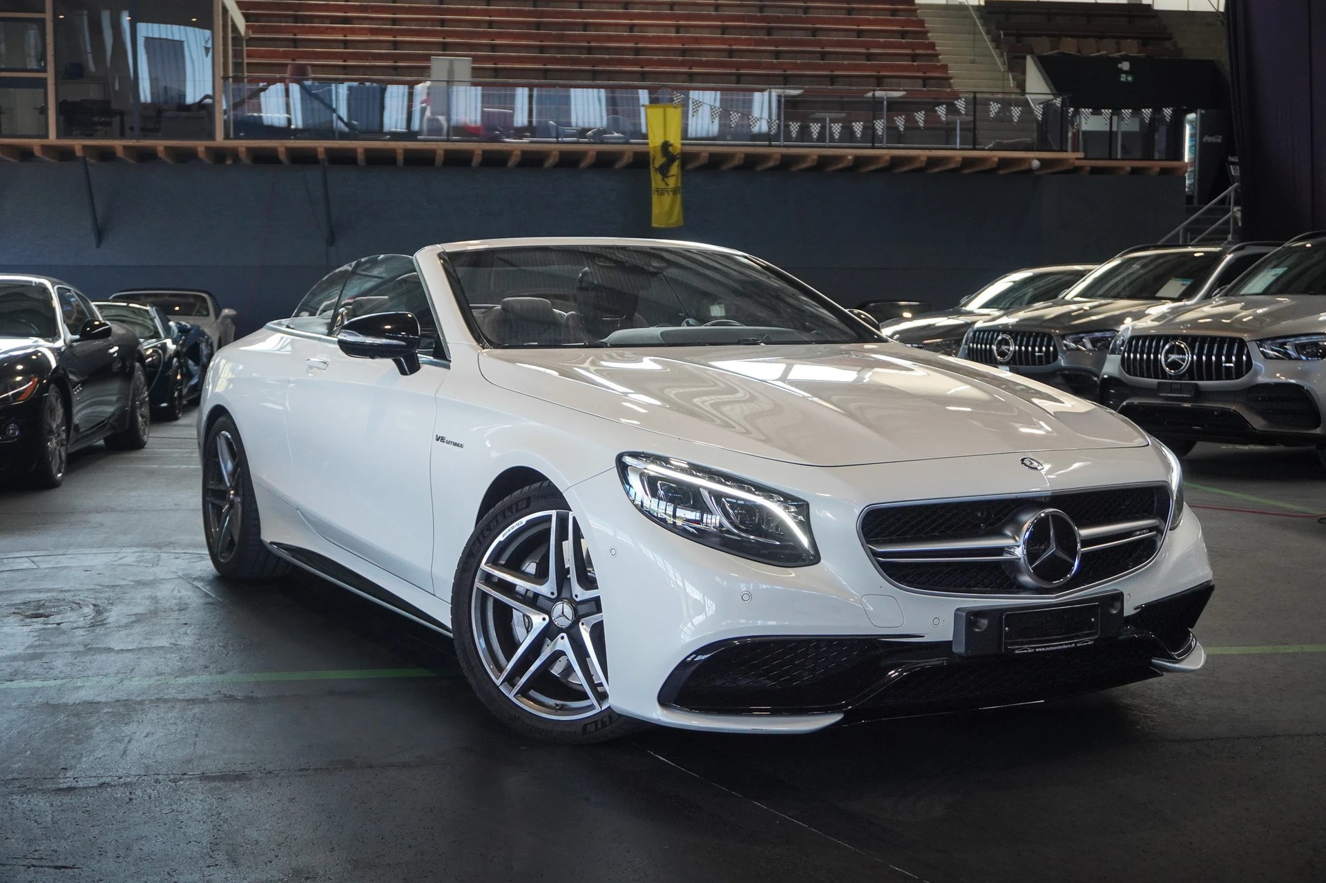MERCEDES-BENZ S 63 AMG Cabriolet 4Matic Speedshift MCT-showroom-element-1