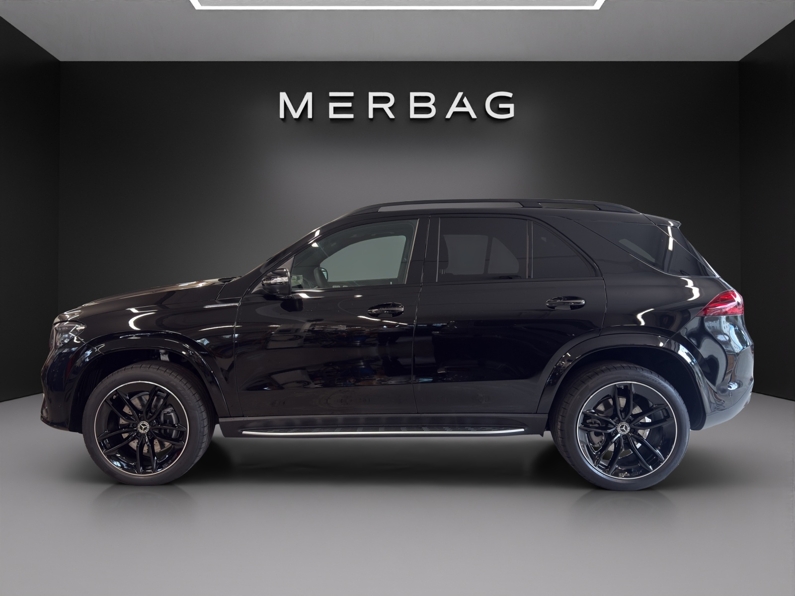 MERCEDES-BENZ GLE 300 d 4Matic 9G-Tronic-image-3
