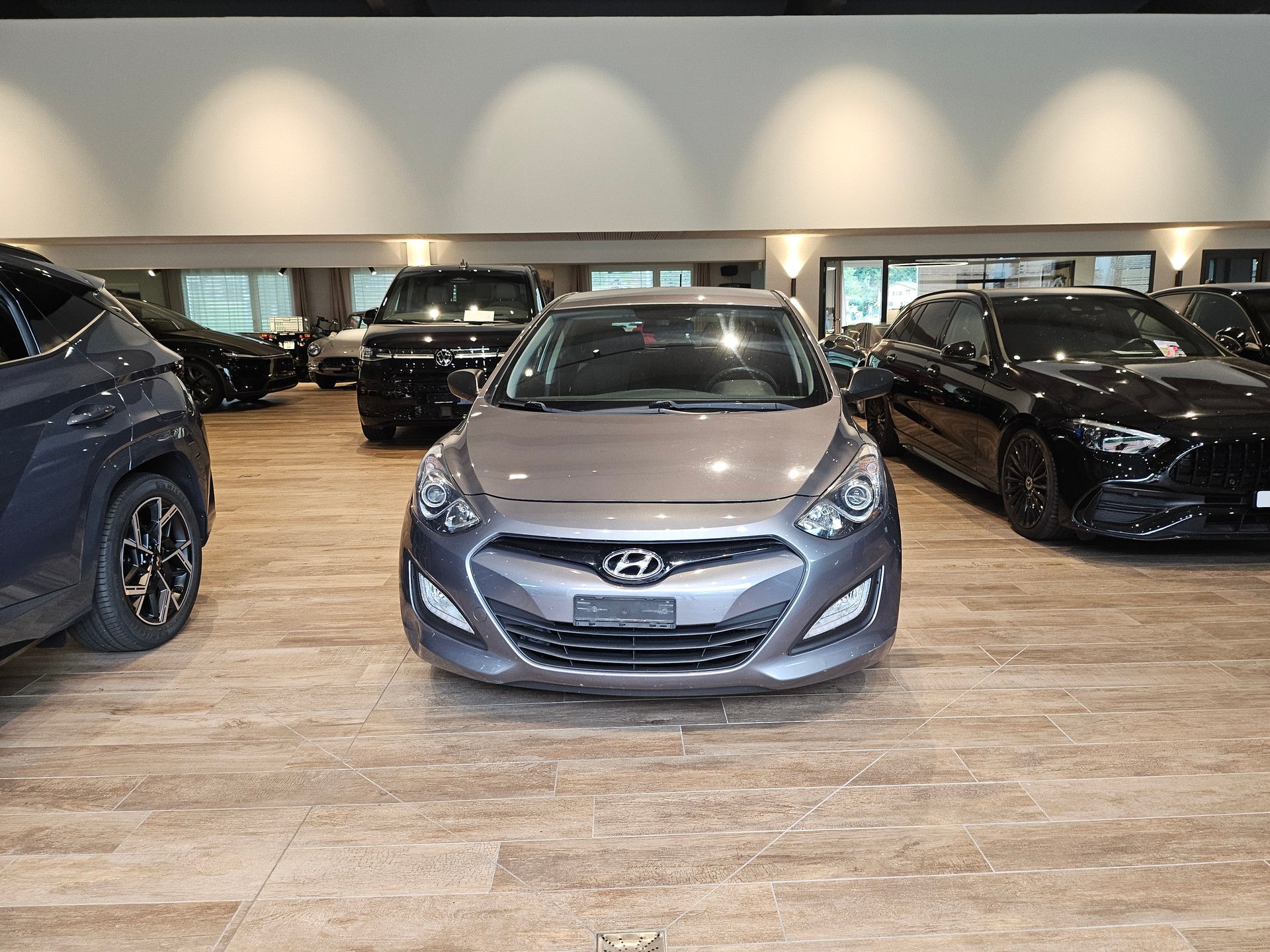 HYUNDAI i30 1.4 Comfort 🔥frisch ab MFK🔥8-fach🔥-showroom-element-2