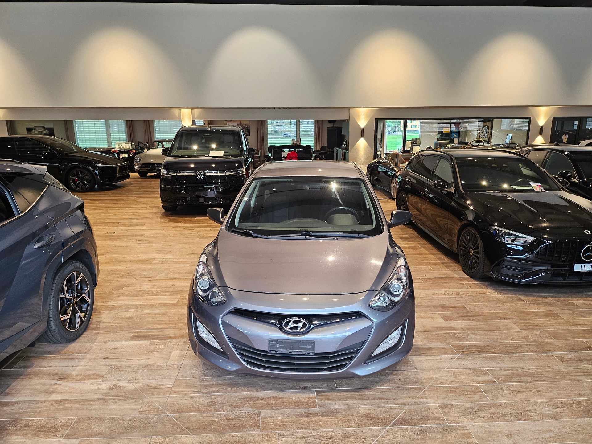 HYUNDAI i30 1.4 Comfort 🔥frisch ab MFK🔥8-fach🔥-showroom-element-3