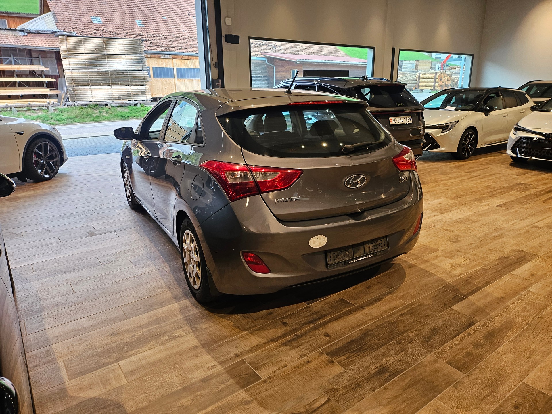 HYUNDAI i30 1.4 Comfort 🔥frisch ab MFK🔥8-fach🔥-image-11