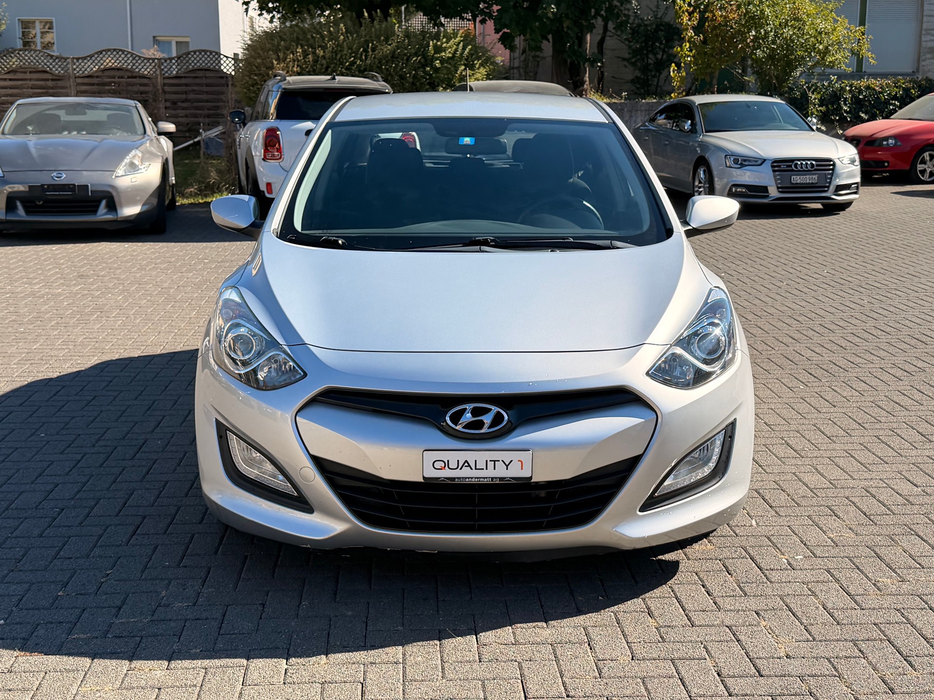 HYUNDAI i30 1.6 CRDi Premium-showroom-element-1