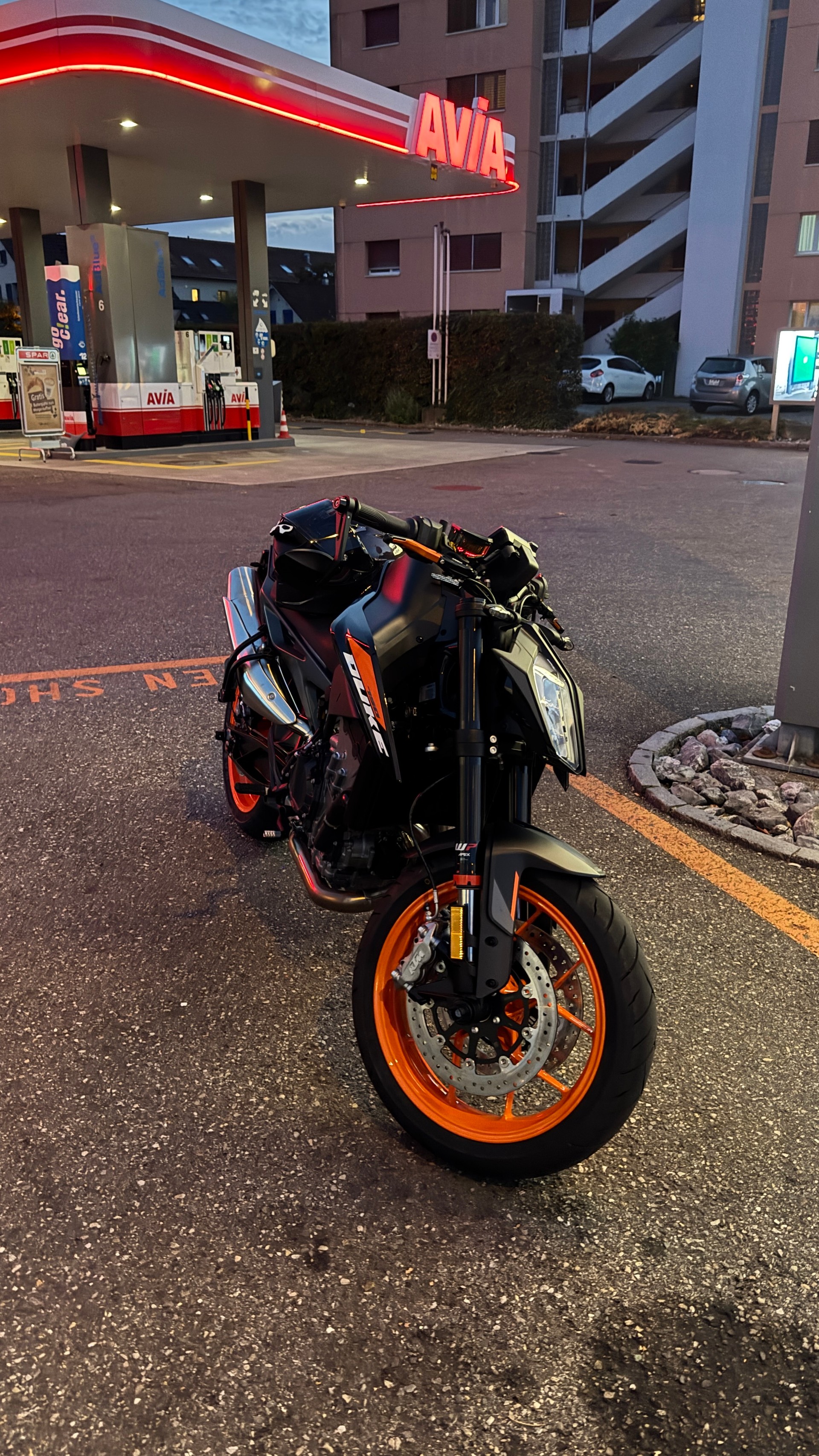 KTM 790 Duke-image-1